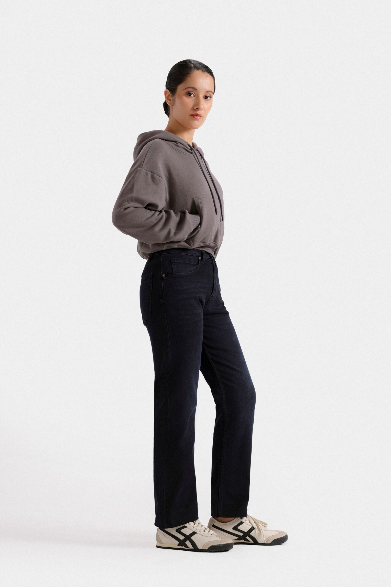 Bootcut High-Waist Jeans - Image 3