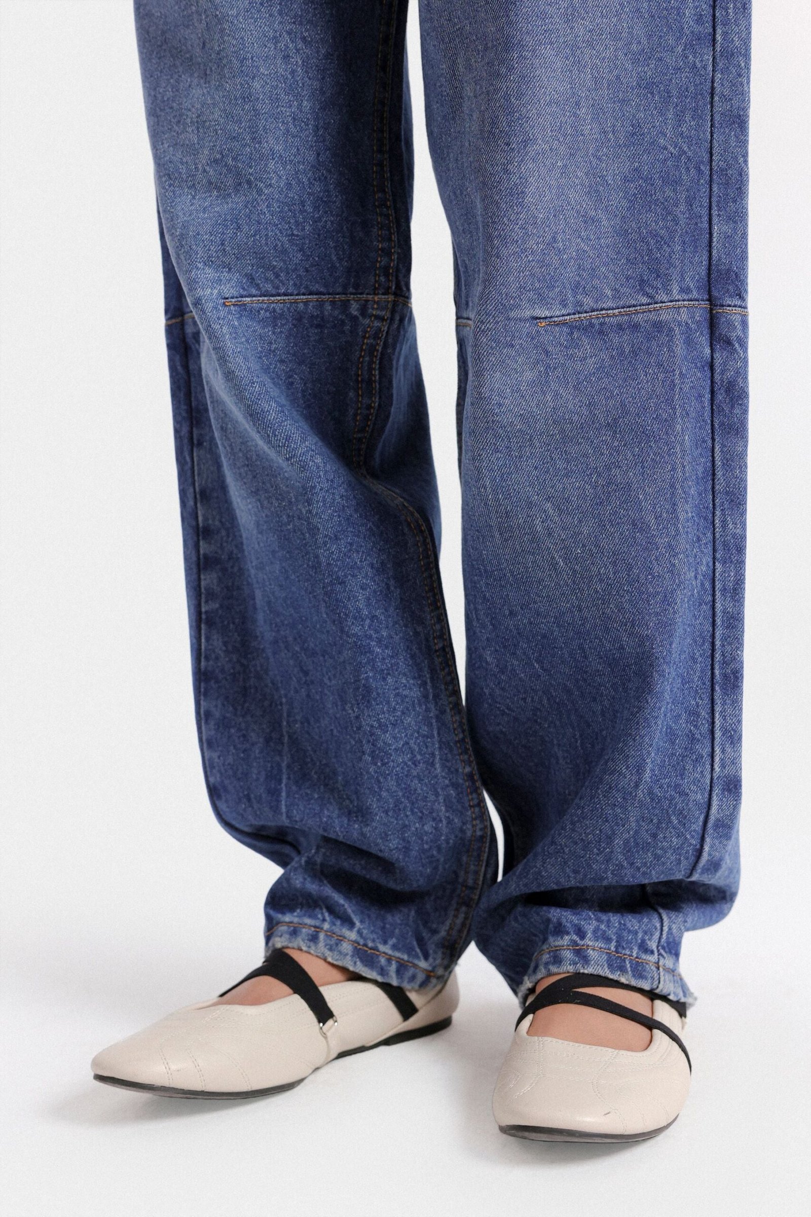 Balloon Fit Jeans - Image 3