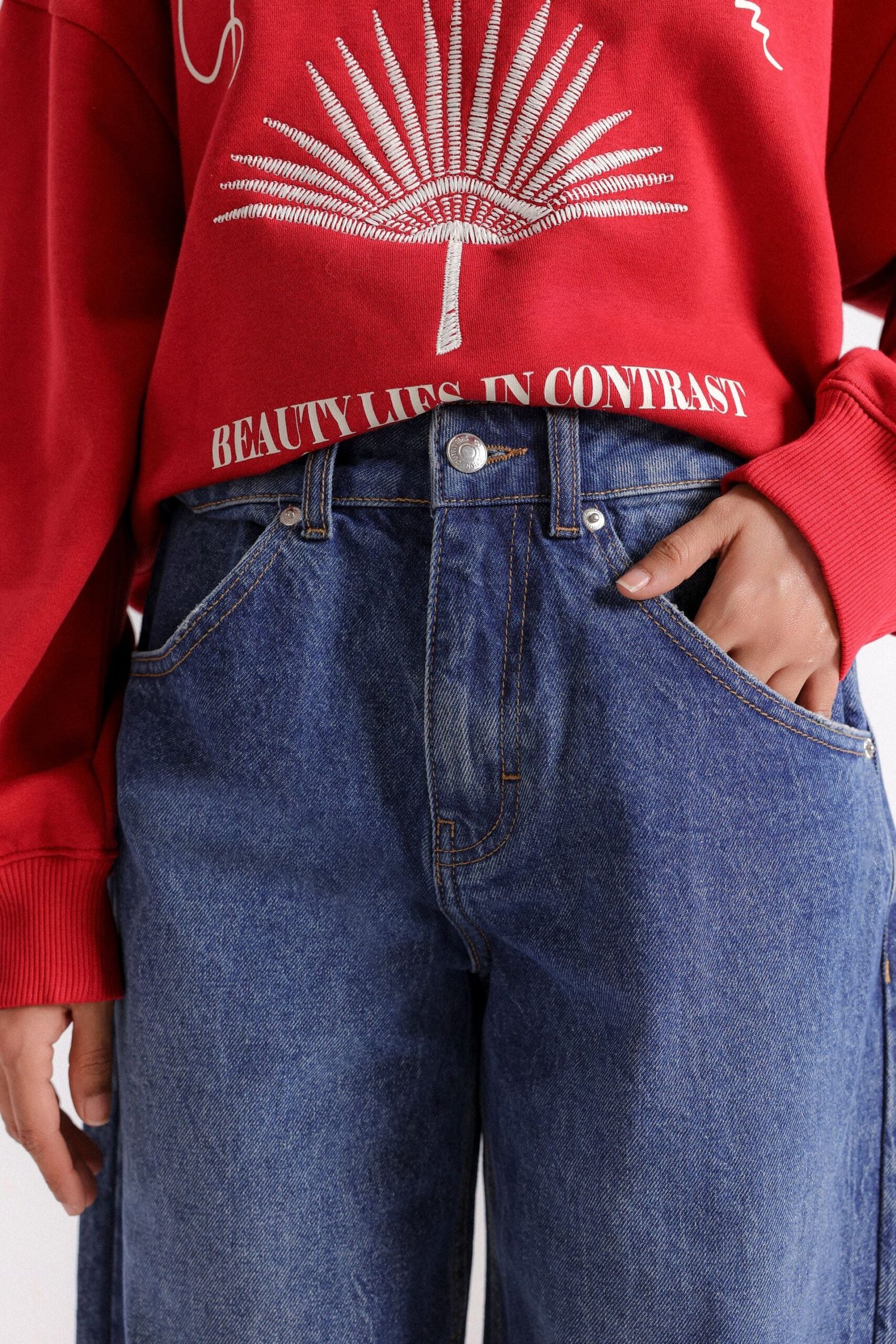 Balloon Fit Jeans - Image 2