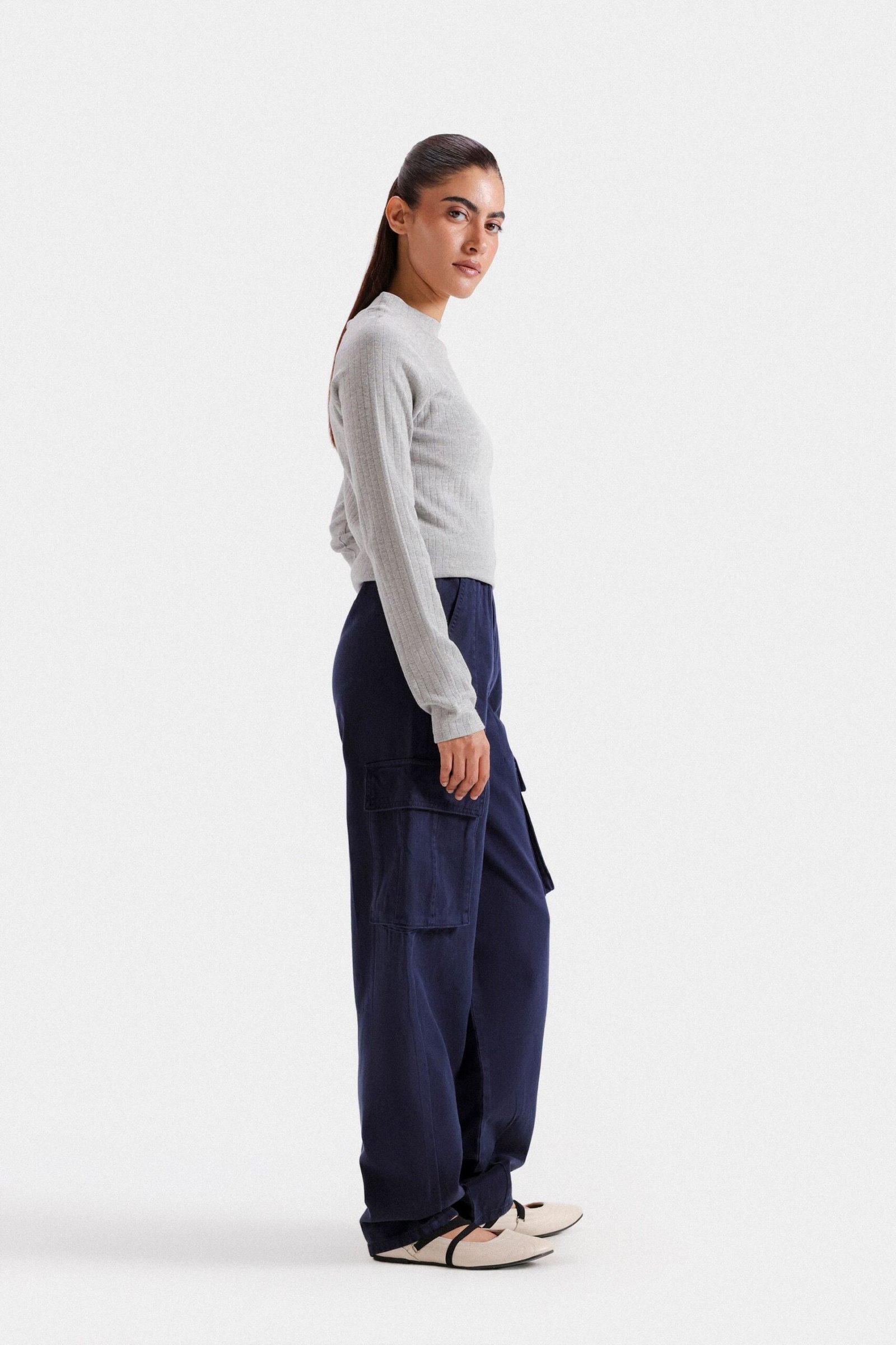 Slouchy Cargo Fit Trousers - Image 4