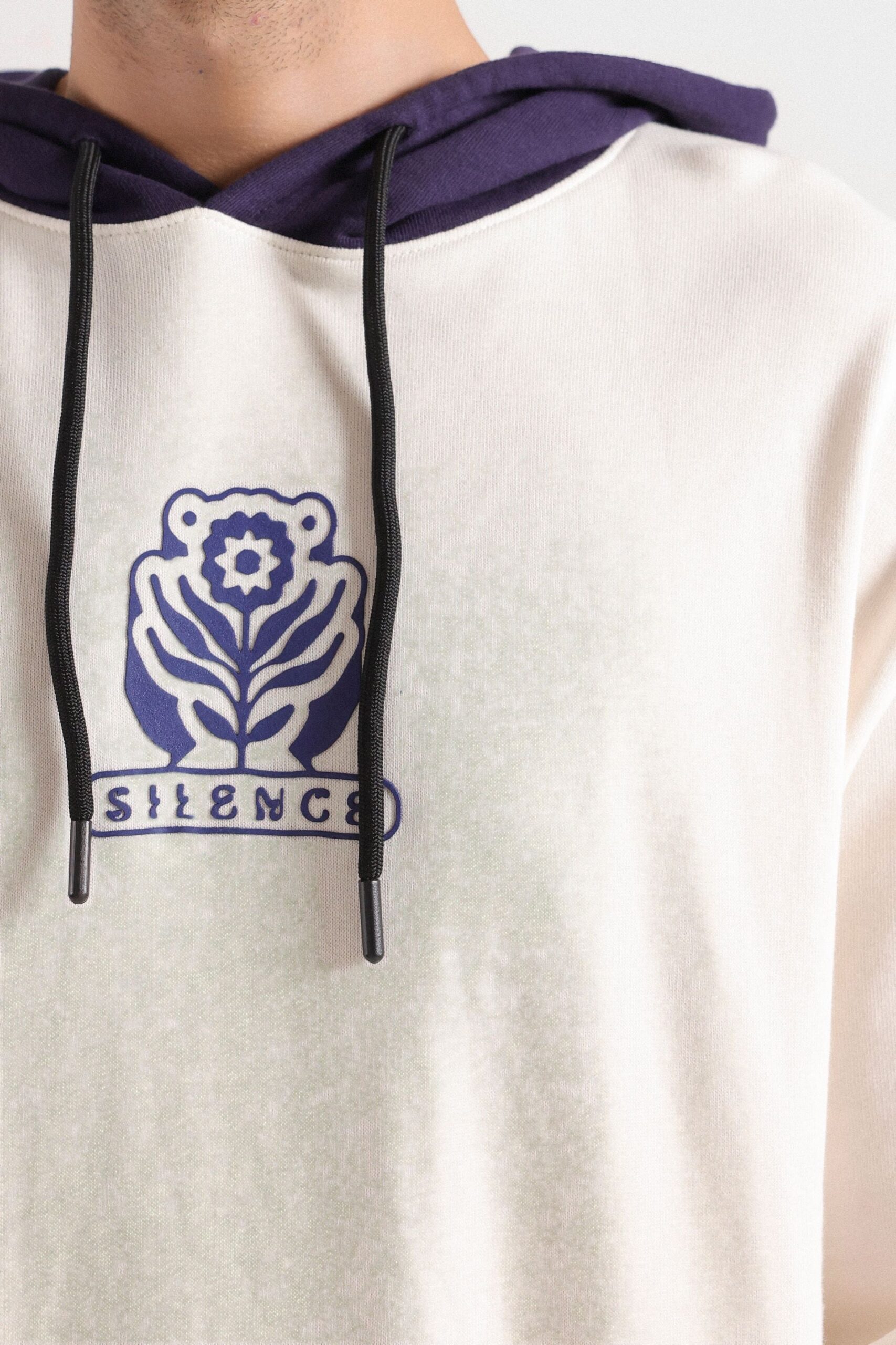Color-Block Graphic Hoodie - Image 2