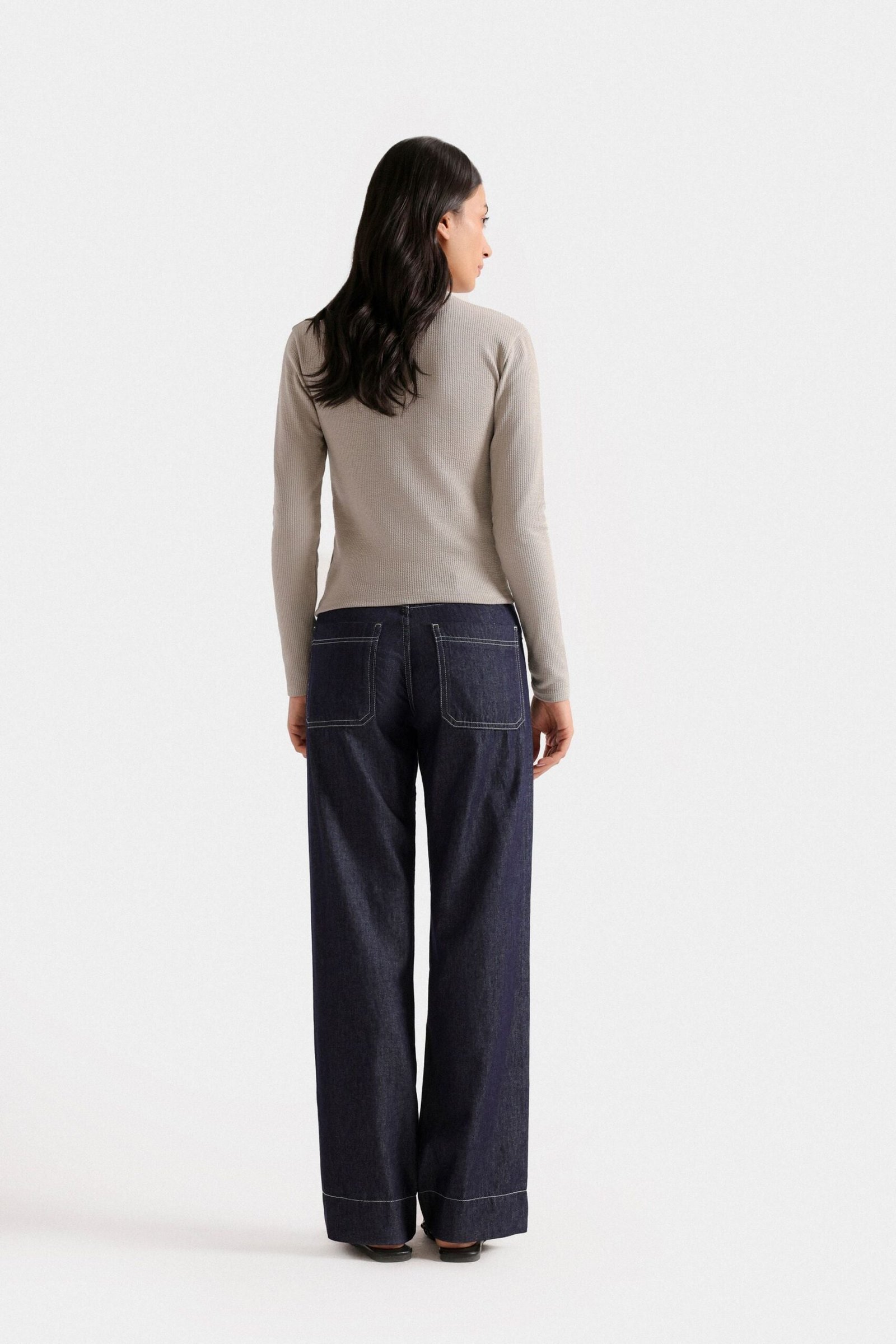 Grungy Wide-Leg Jeans - Image 5