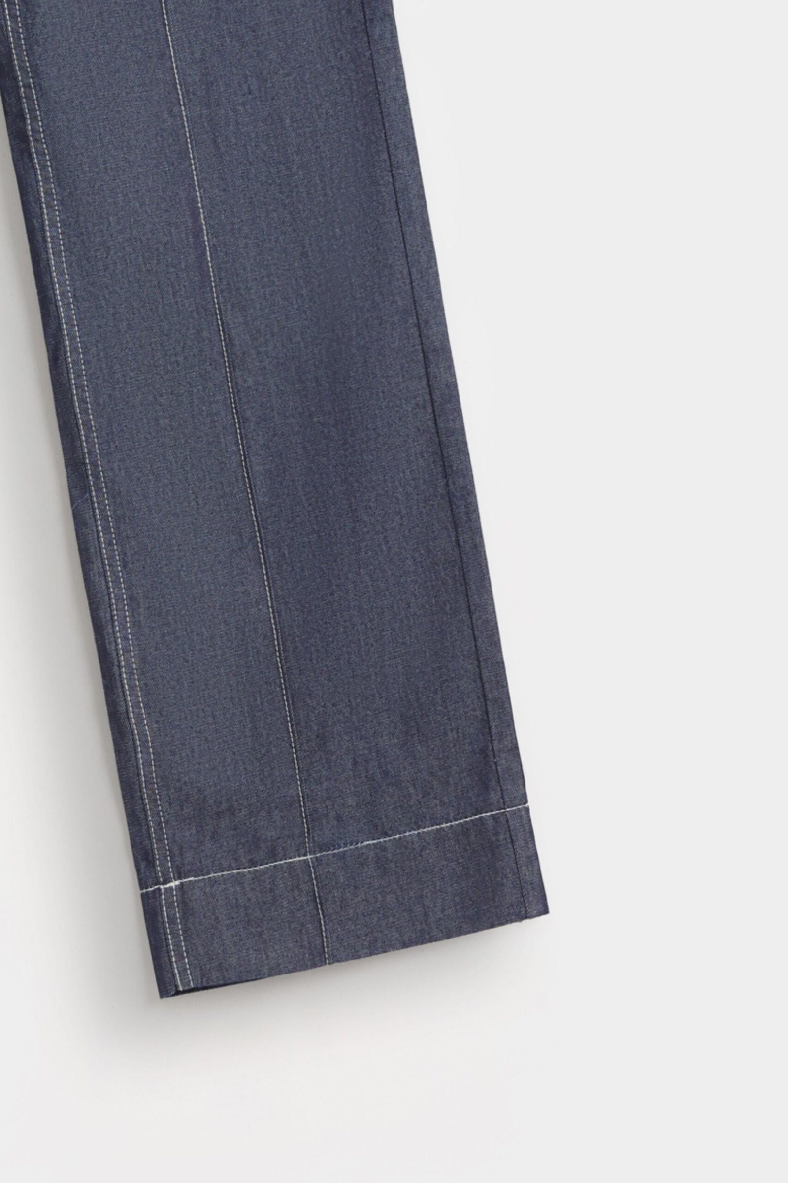 Grungy Wide-Leg Jeans - Image 9