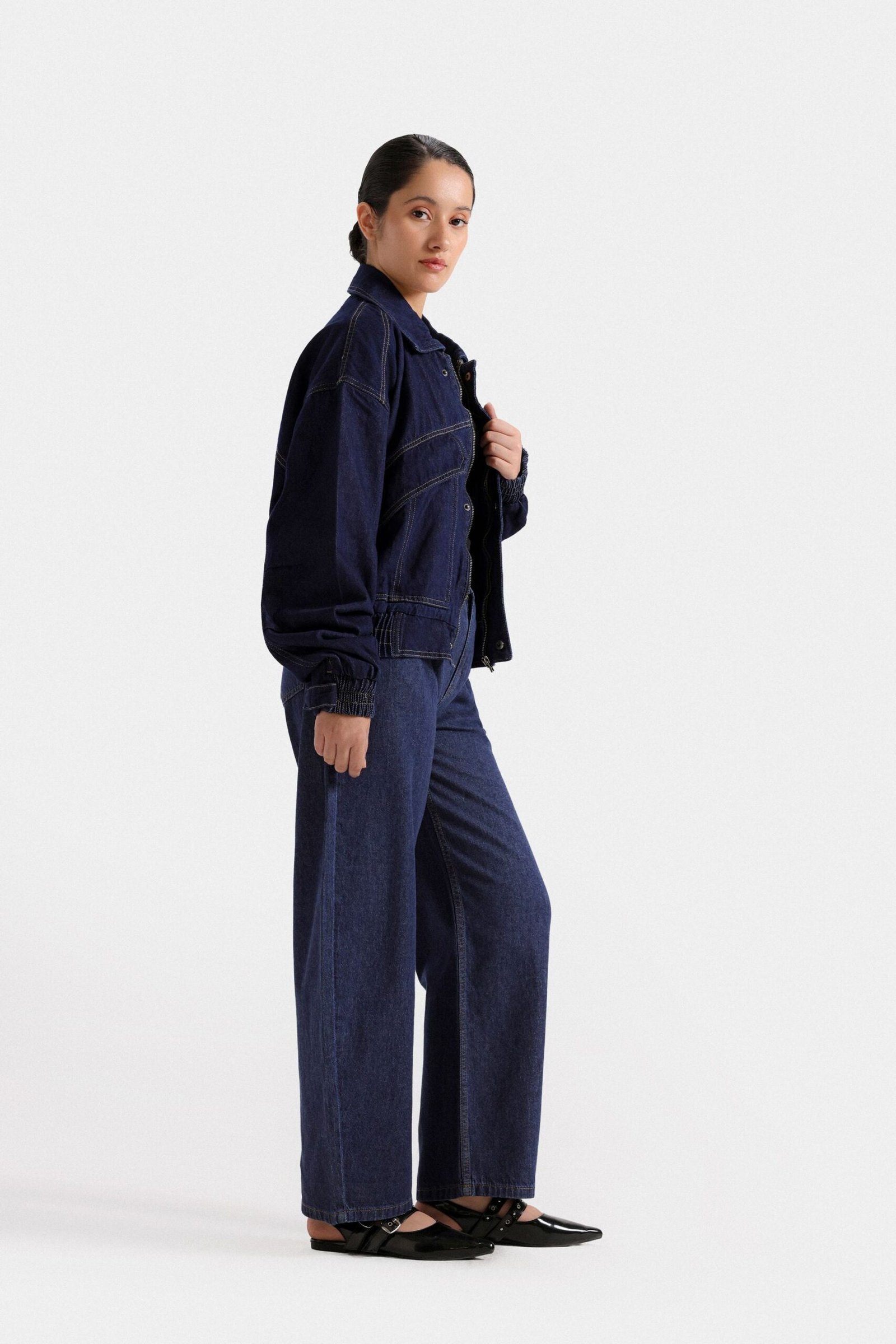 Barrel Fit Jeans - Image 3