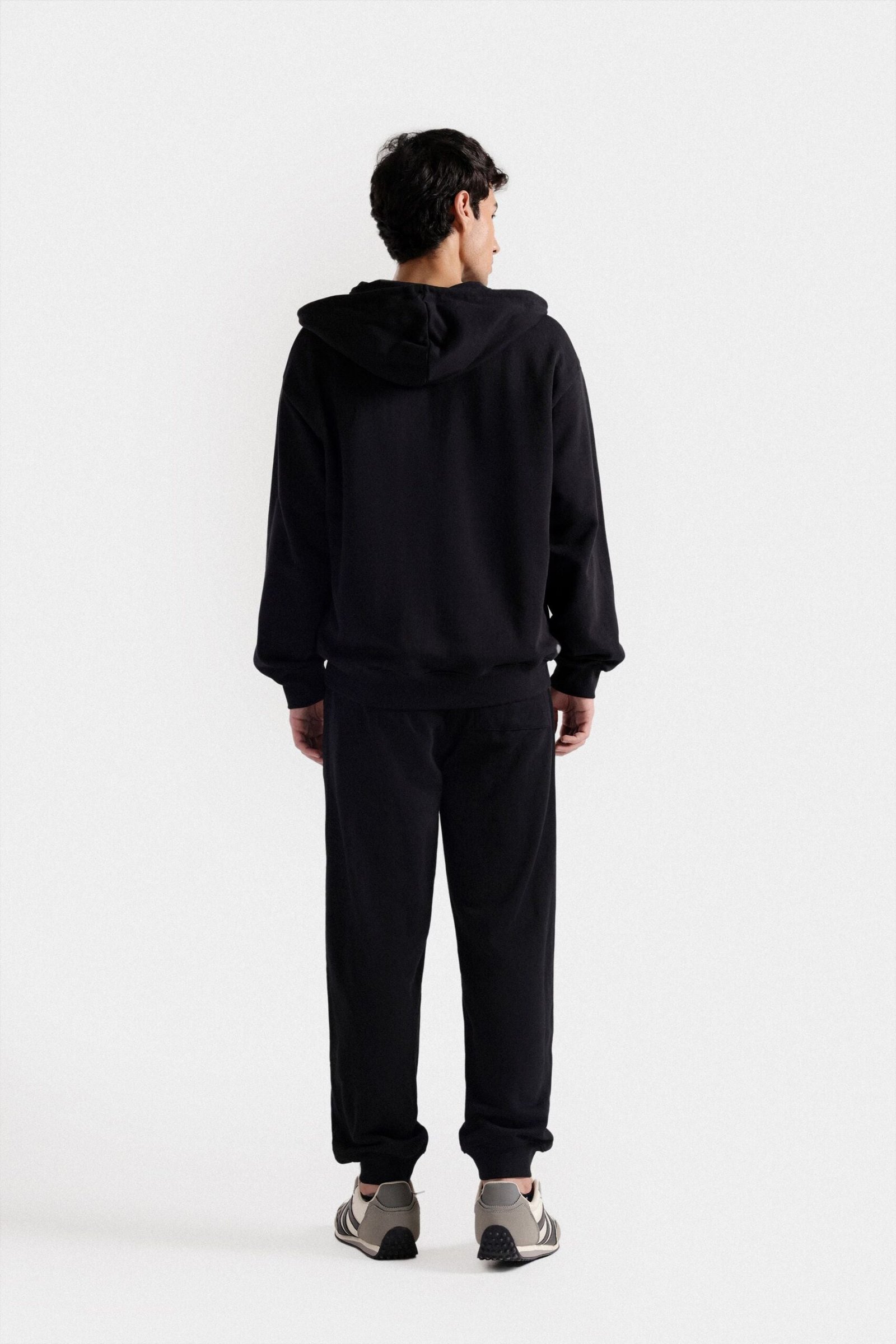 Basic Zipper Hoodie - Image 11