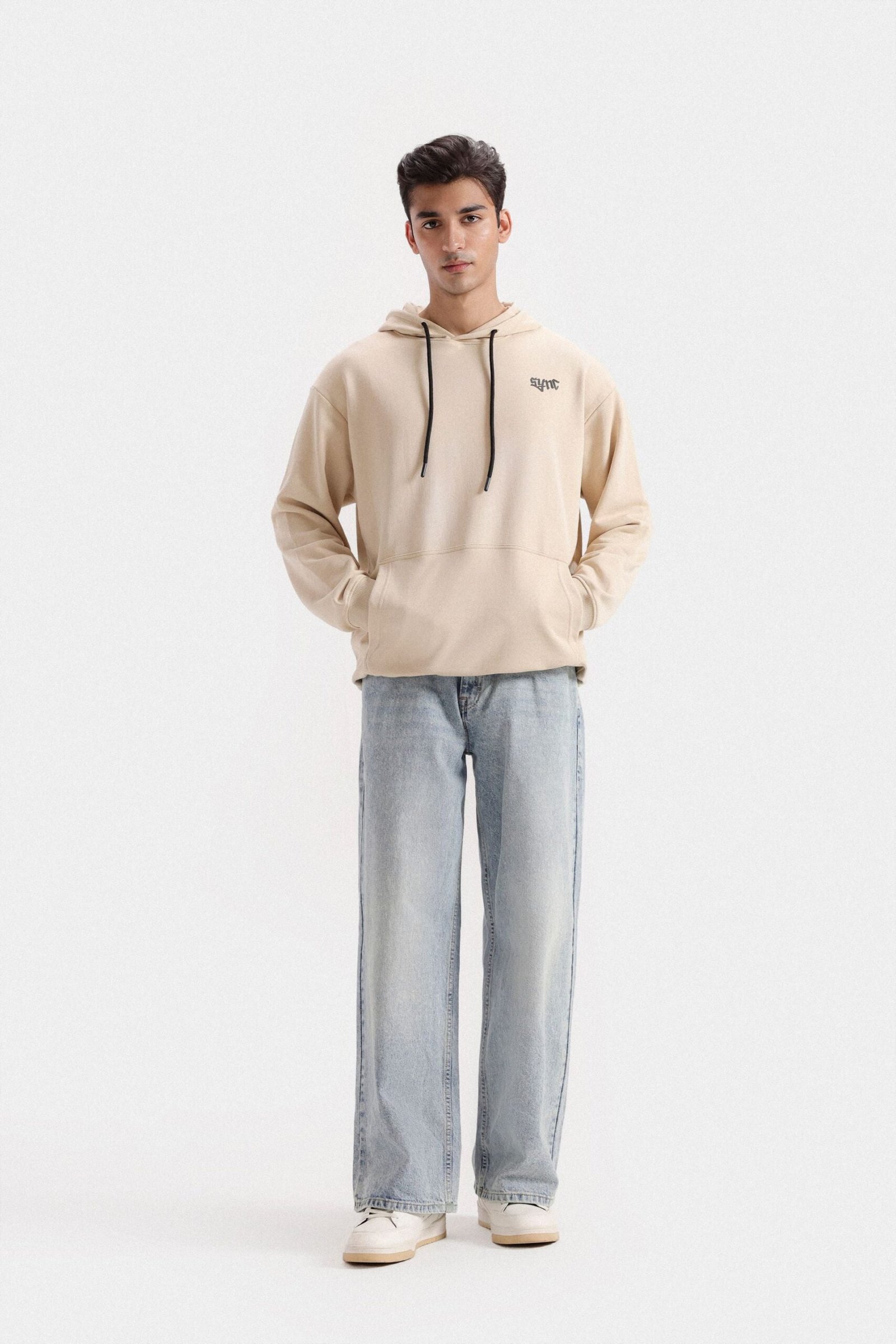 Graphic Pull-Over - Image 8