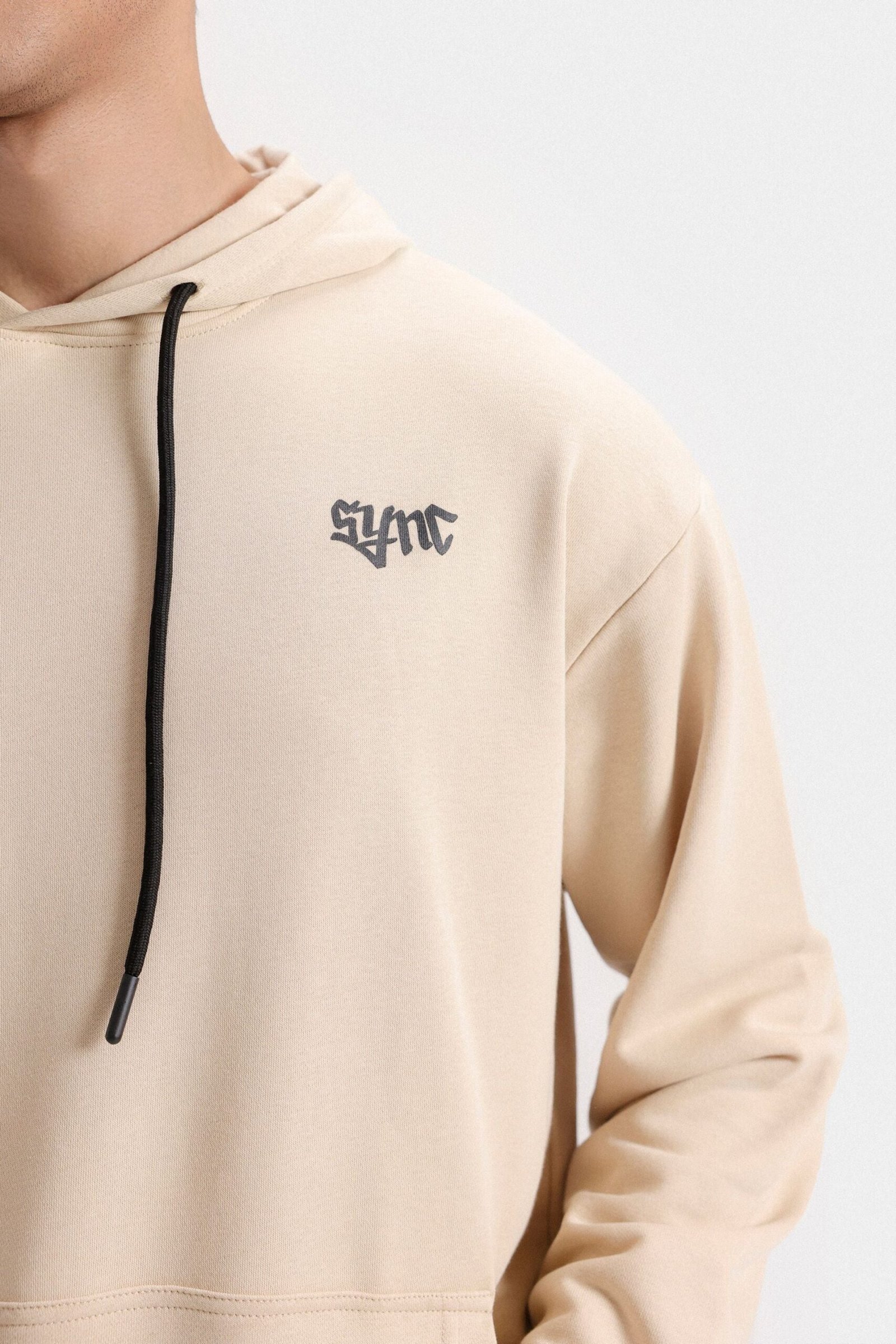 Graphic Pull-Over - Image 9