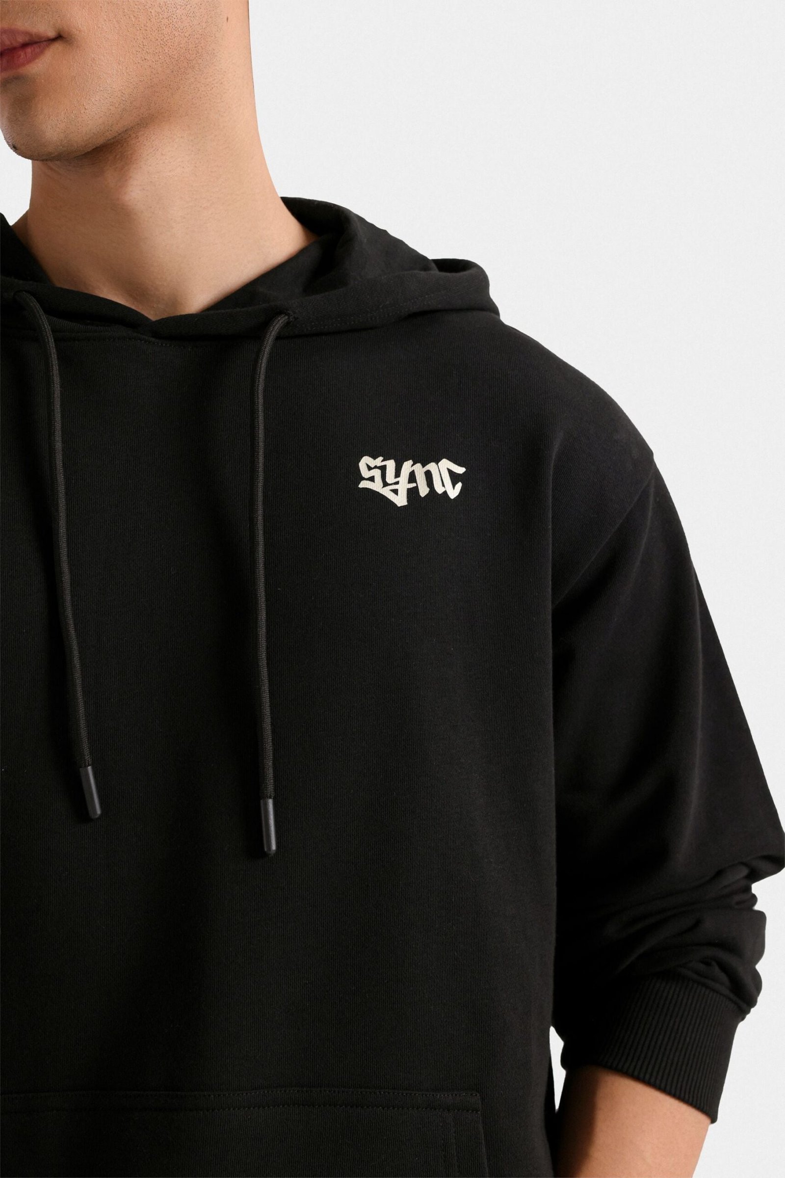 Graphic Pull-Over - Image 2