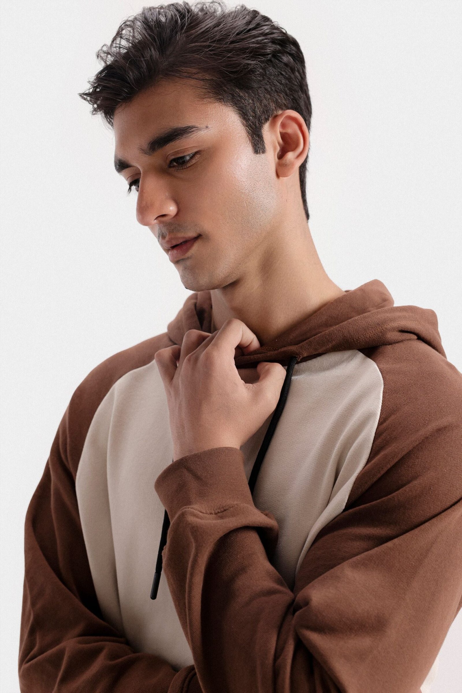 Color-Block Pull-Over - Image 2