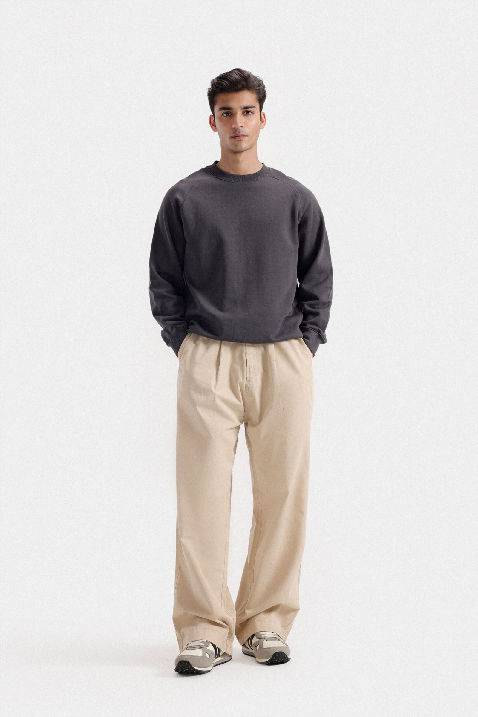 Raglan Sleeve Sweatshirt