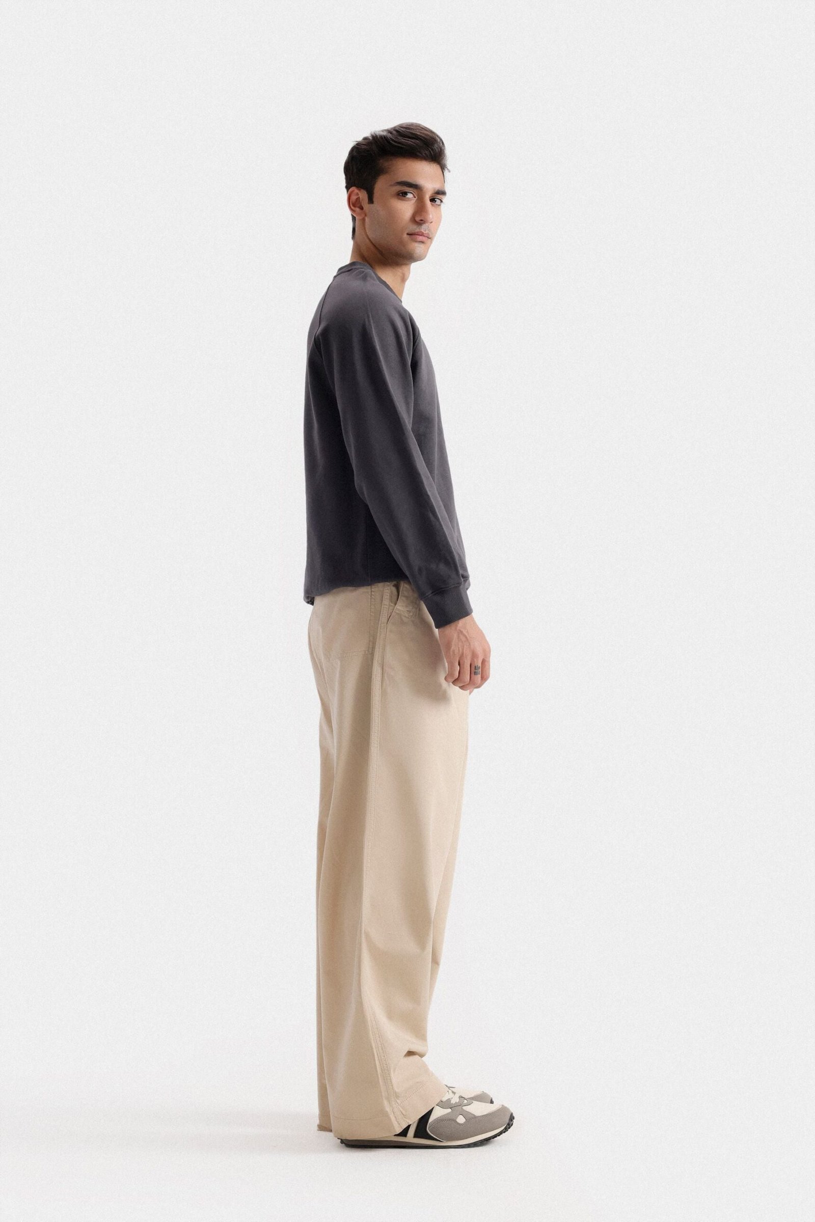 Raglan Sleeve Sweatshirt - Image 3