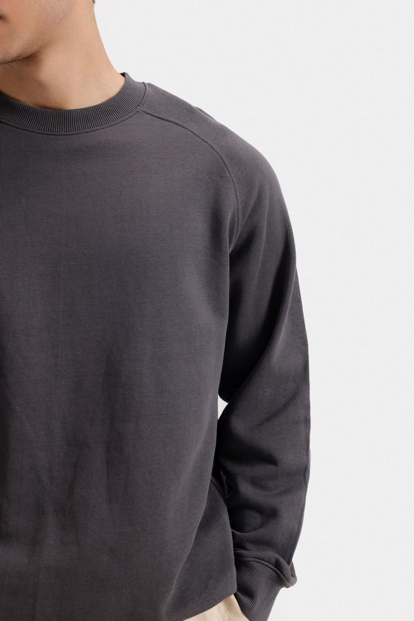 Raglan Sleeve Sweatshirt - Image 2