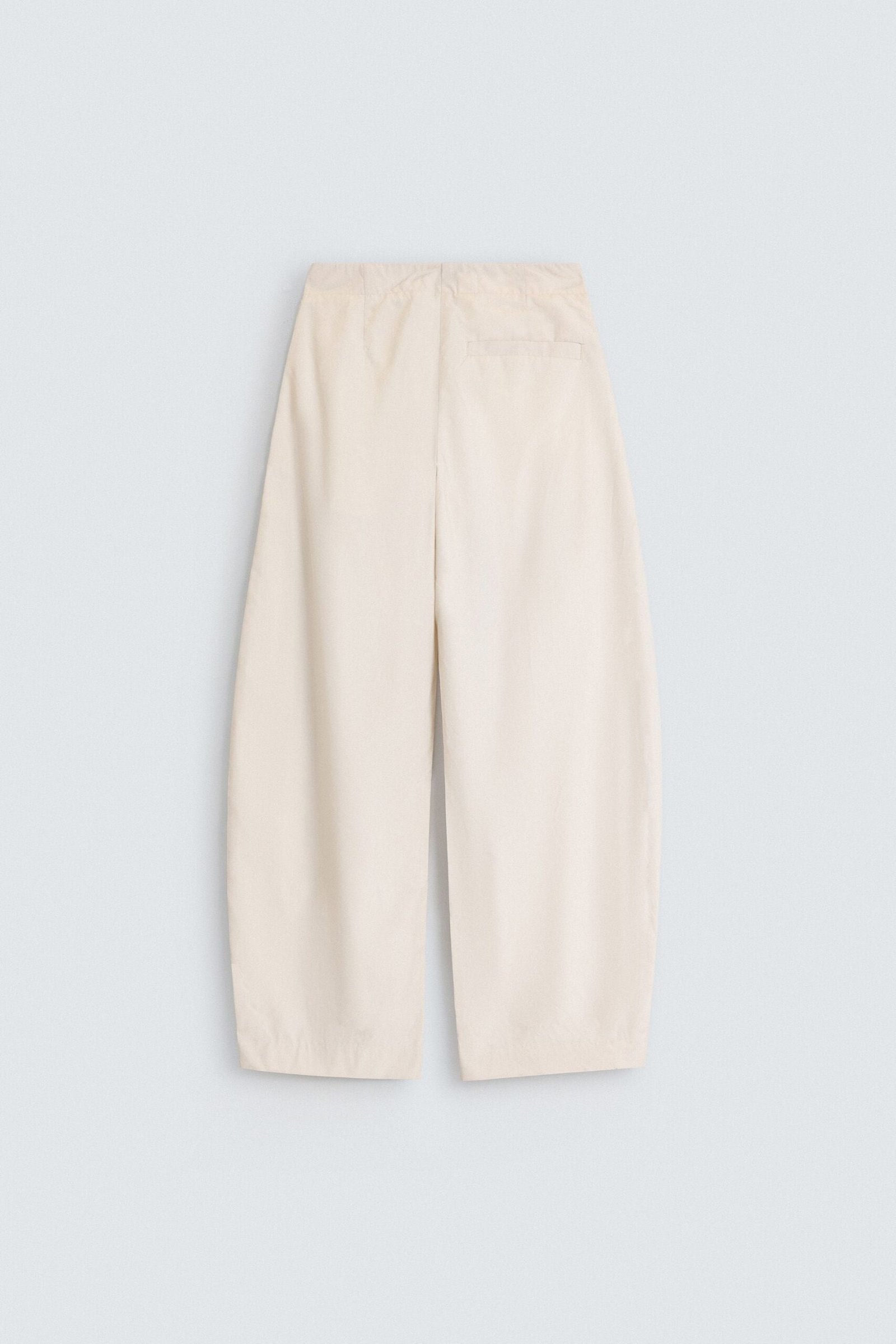Cropped Pleated Barrel Pants - Image 9