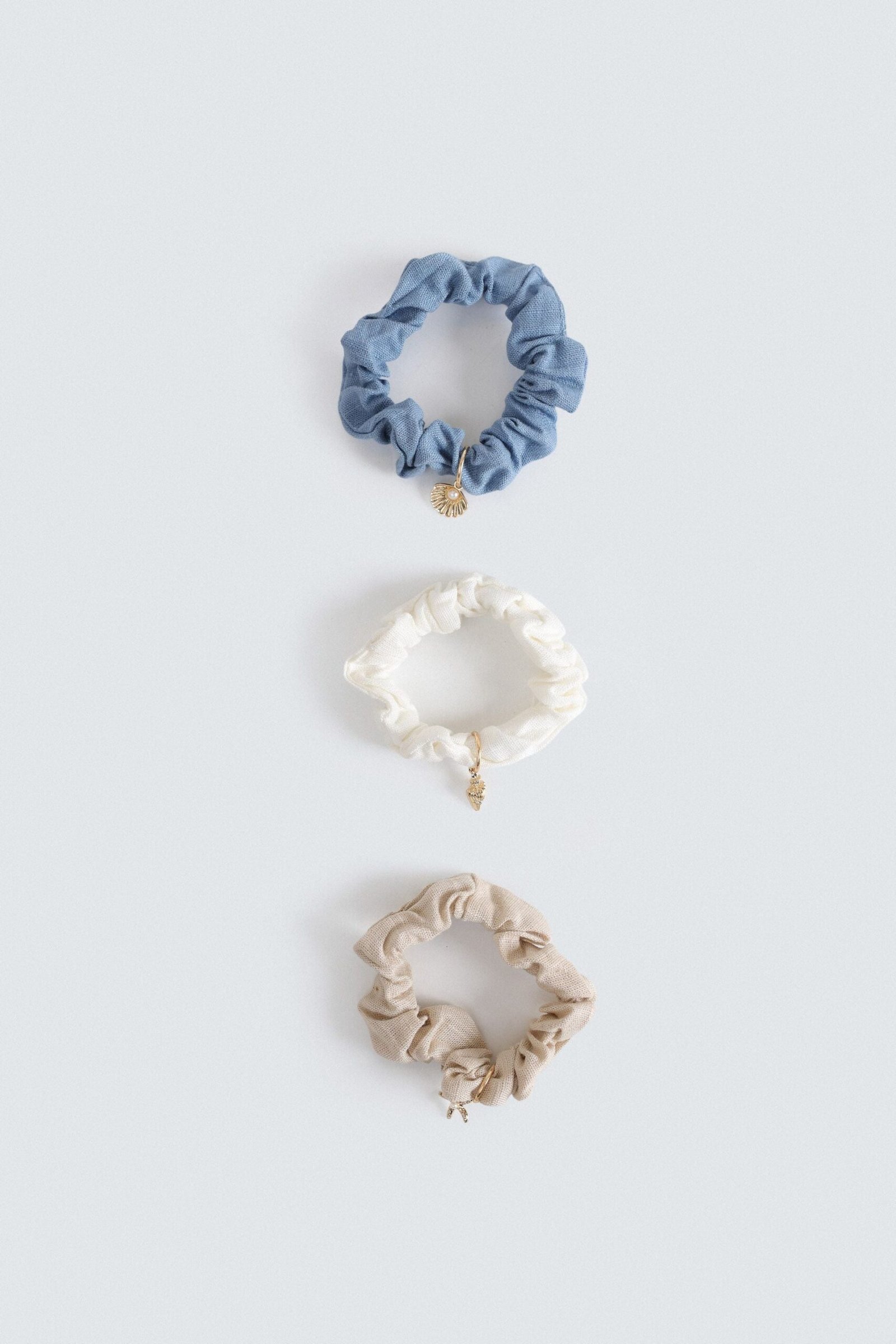 Pack Of 3 Scrunchies - Image 2