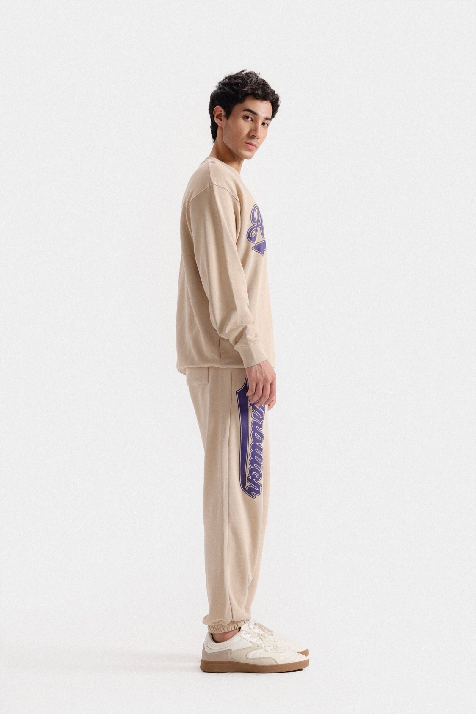 Slogan Print Sweatshirt - Image 3