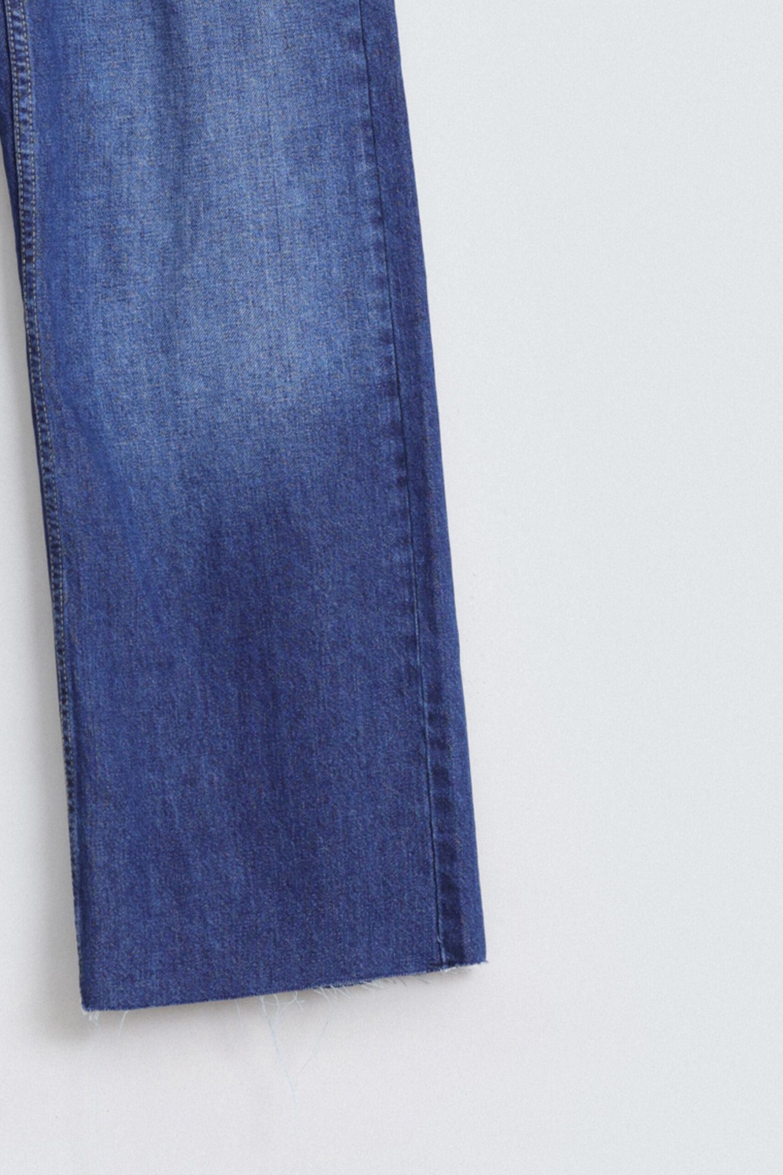 Wide Leg High Rise Jeans - Image 7