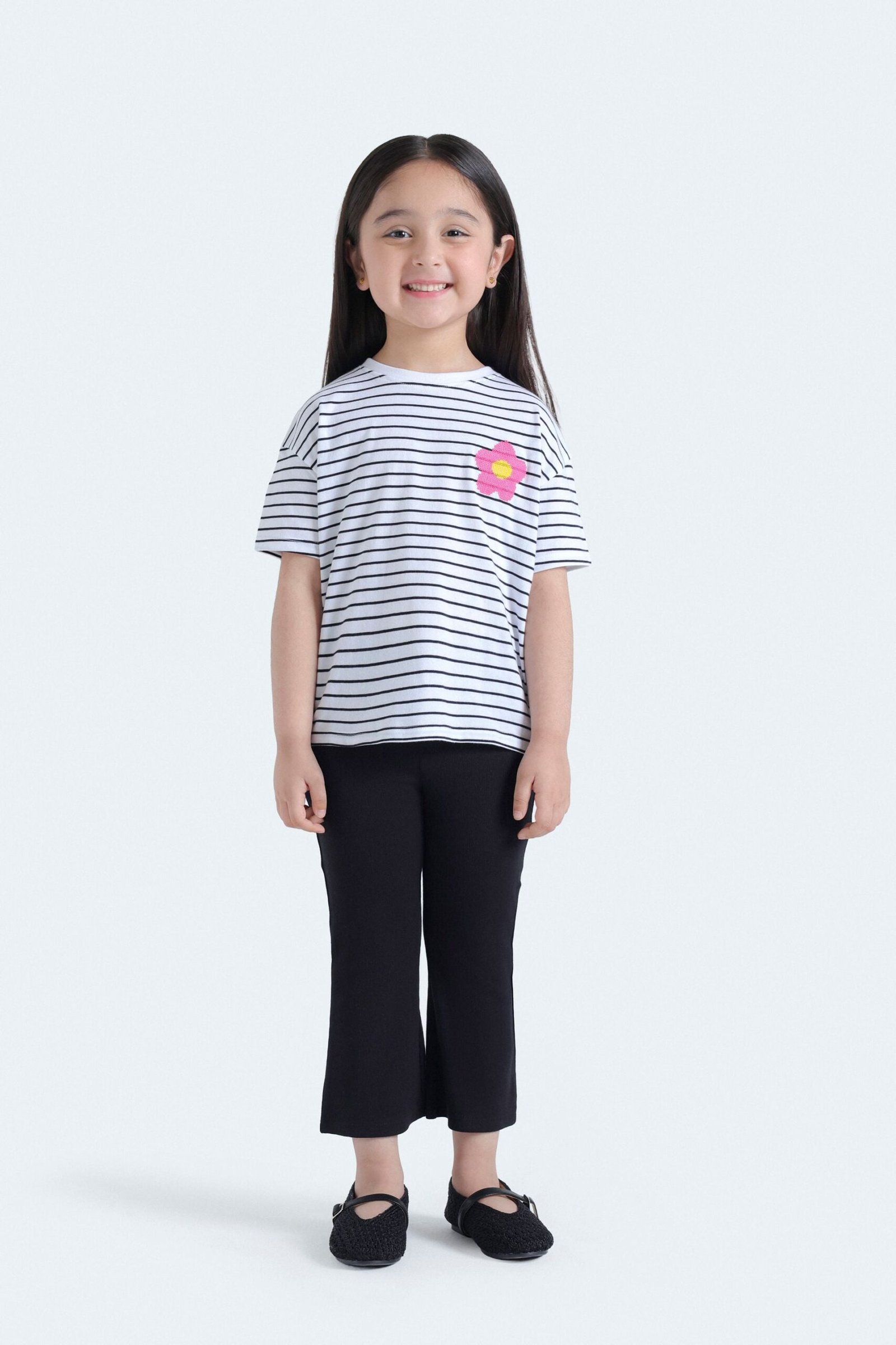 Cropped Stripped T-Shirt With Crochet Detail - Image 4