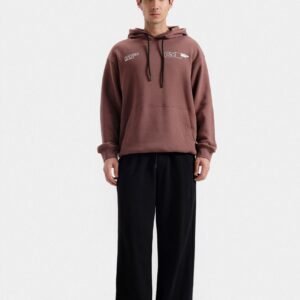 Graphic Pull-Over