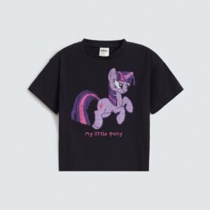Cropped Graphic T-Shirt