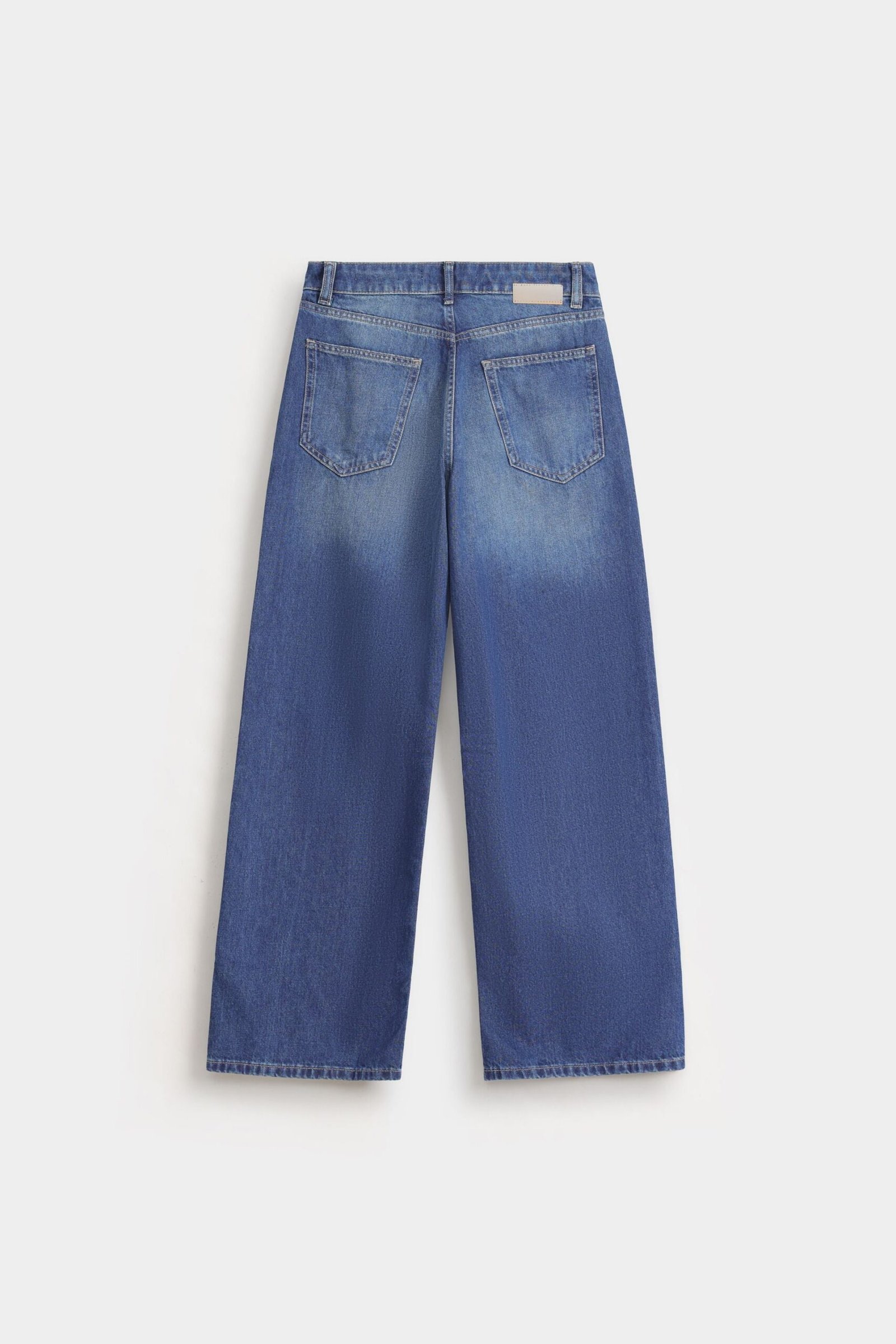 Loose Fit Jeans - Image 4