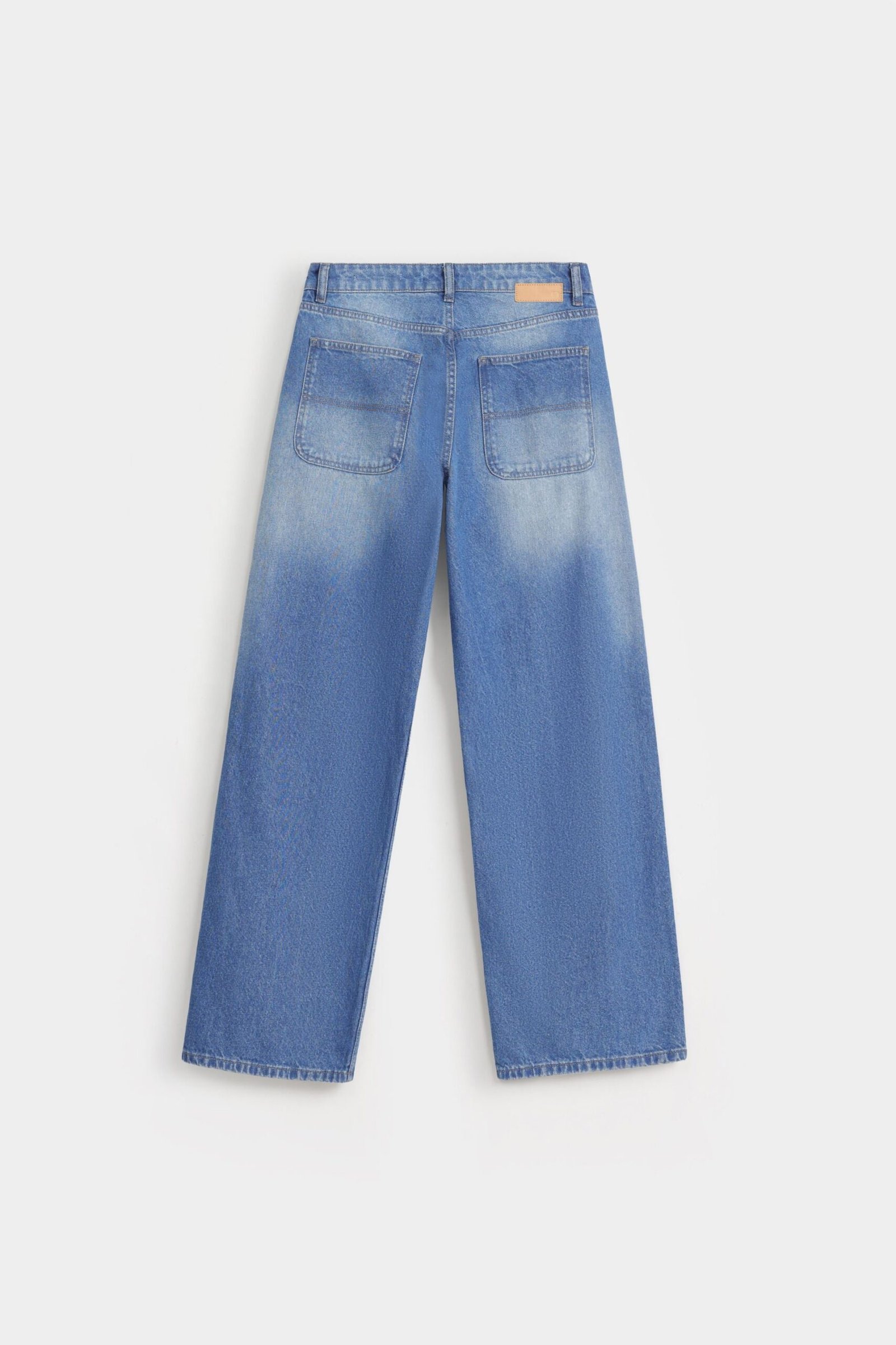 Loose Fit Jeans - Image 8