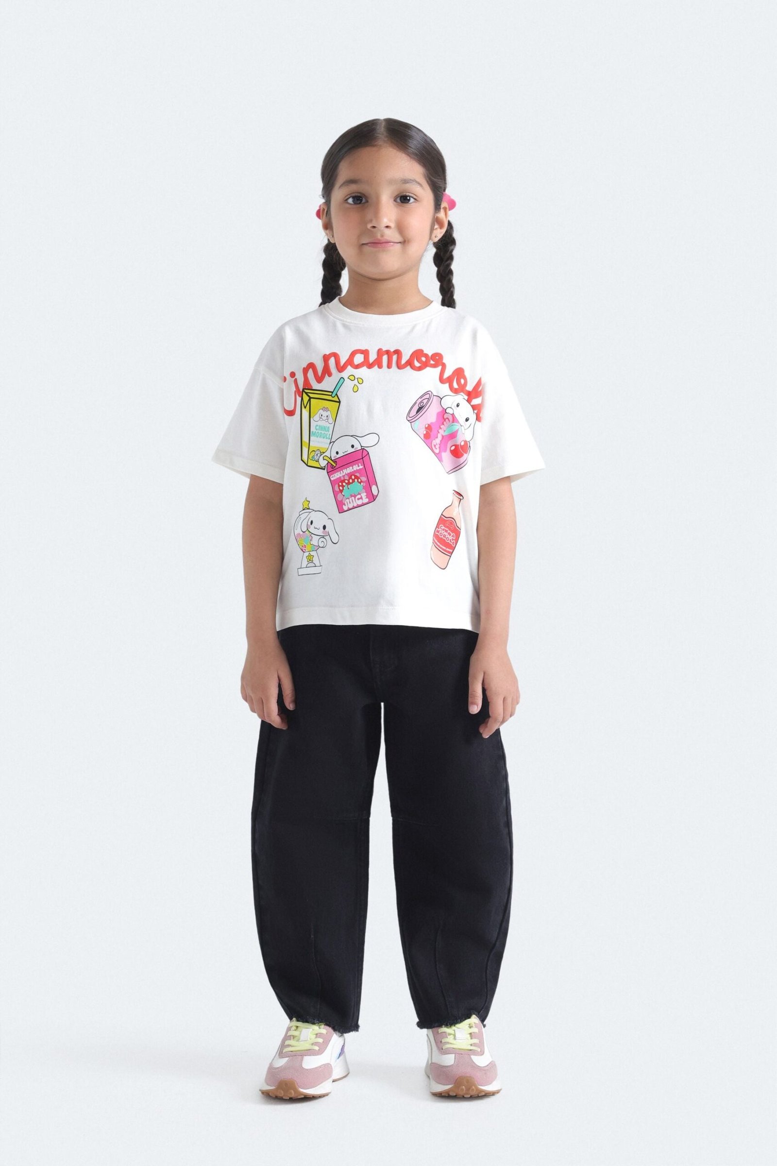 Cropped Graphic T-Shirt - Image 4