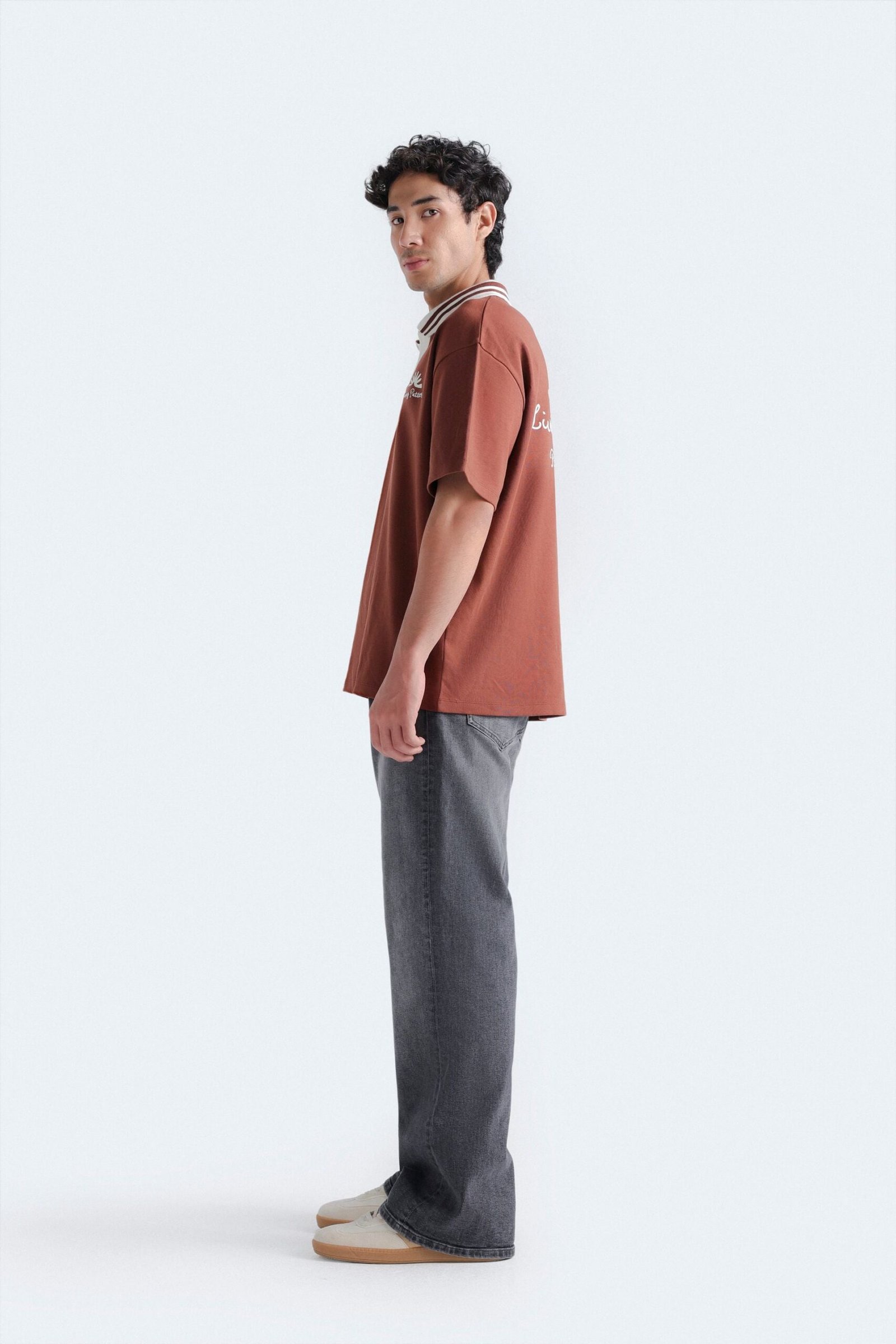 Flared Fit Jeans - Image 3