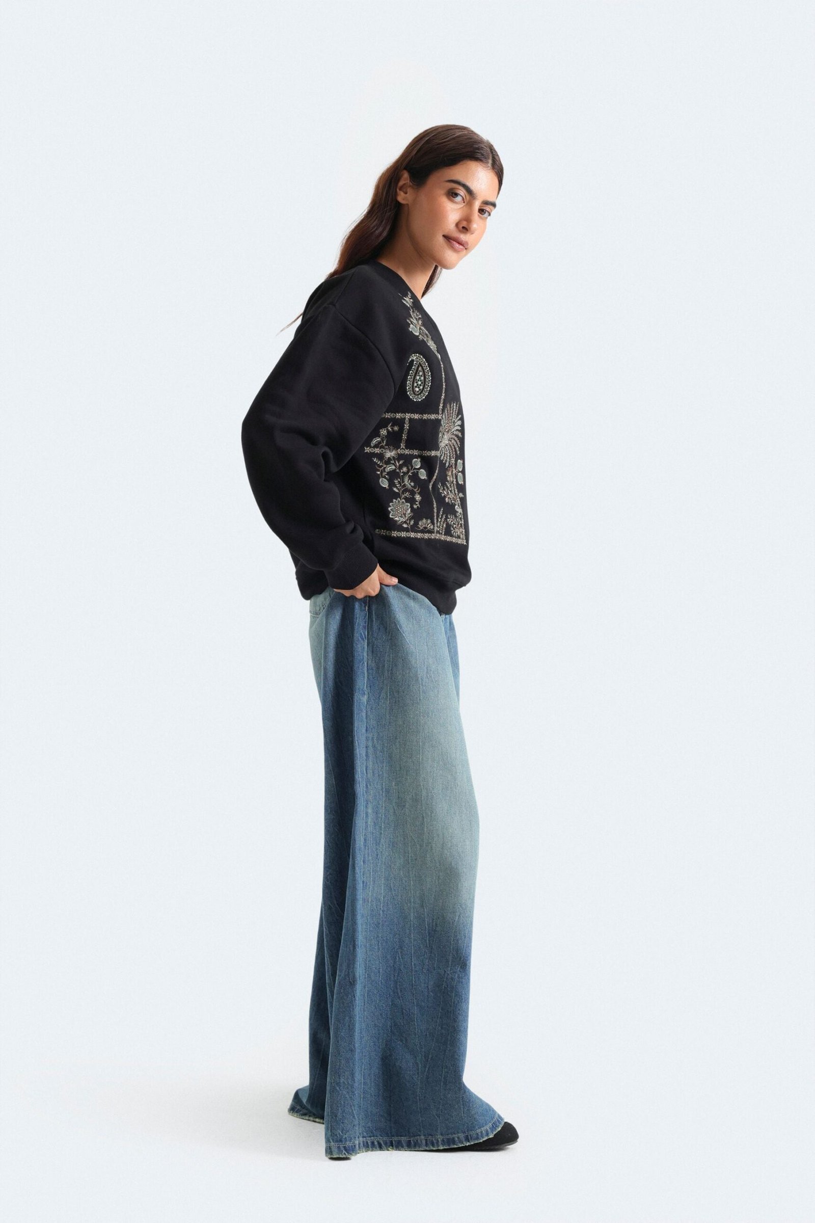 Extreme Wide Leg Jeans - Image 3