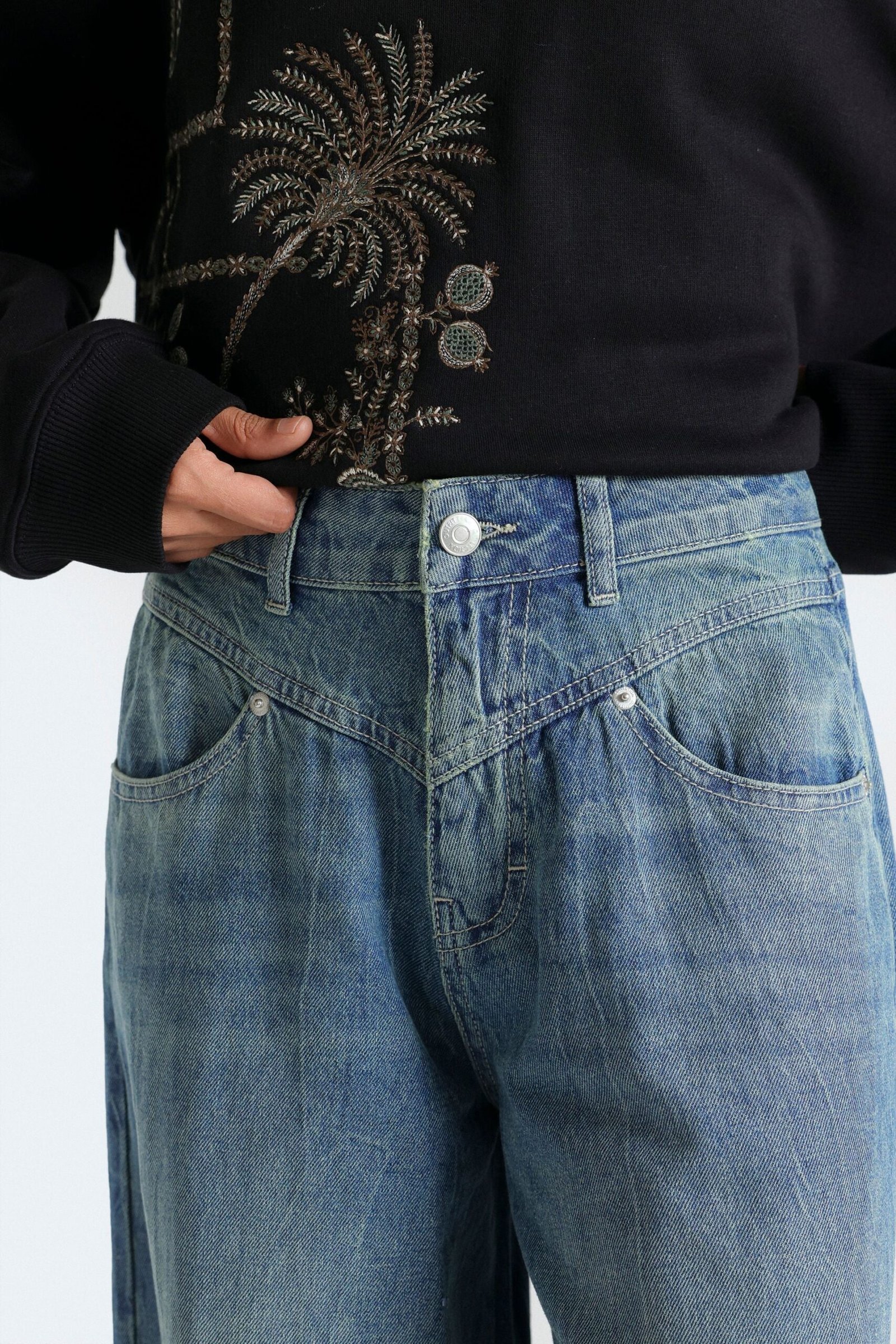 Extreme Wide Leg Jeans - Image 2