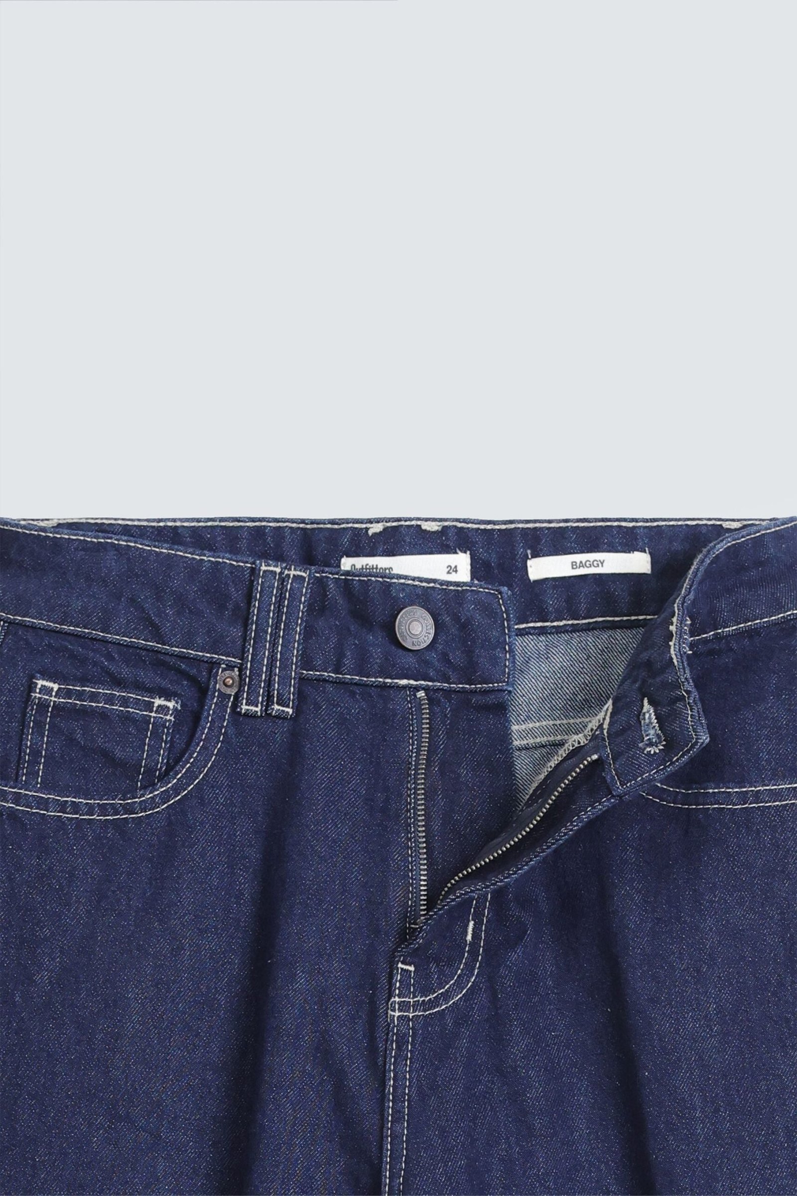 Mid-Rise Baggy Jeans - Image 6