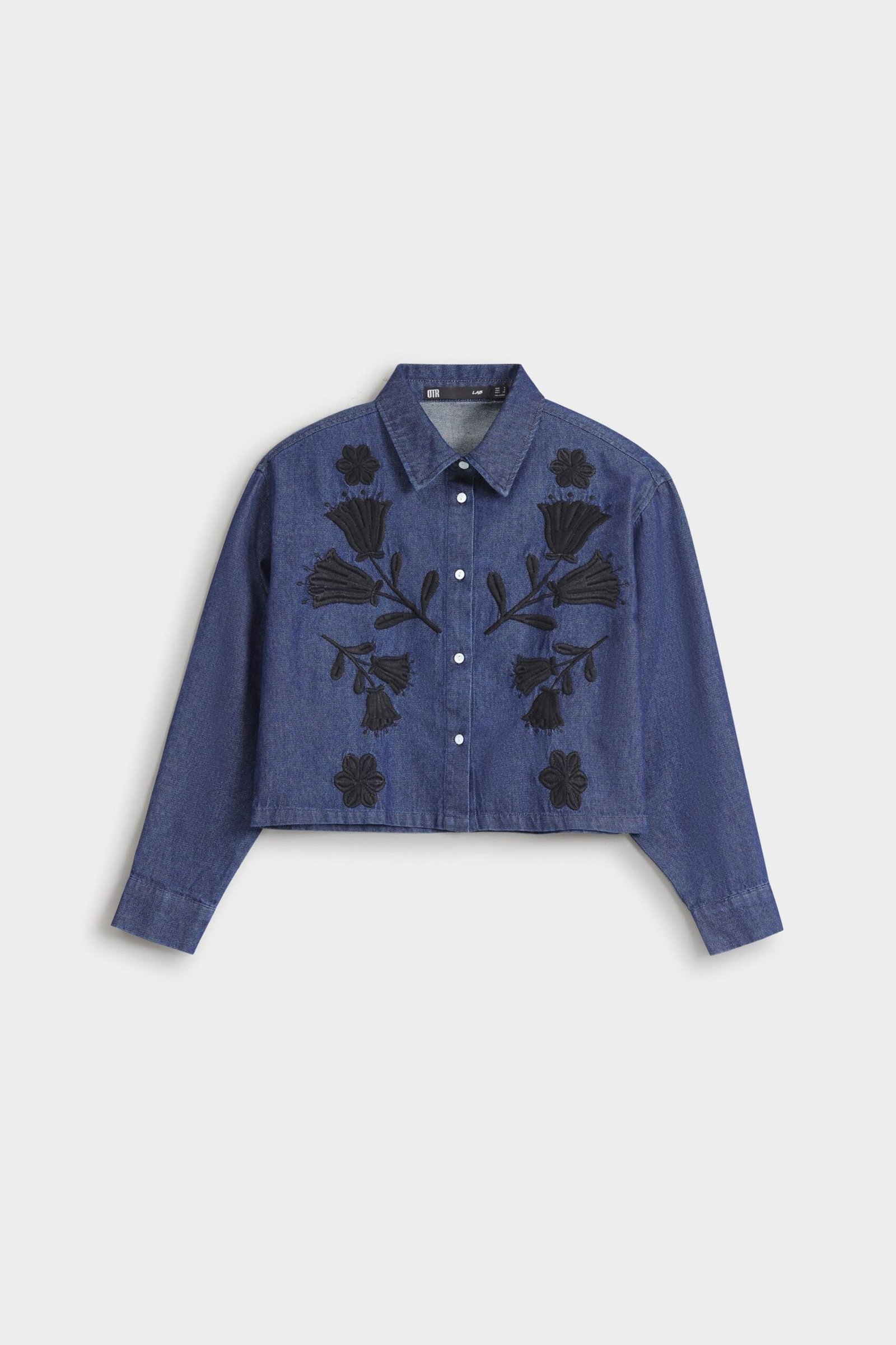 Cropped Embroidered Denim Shirt - Image 5