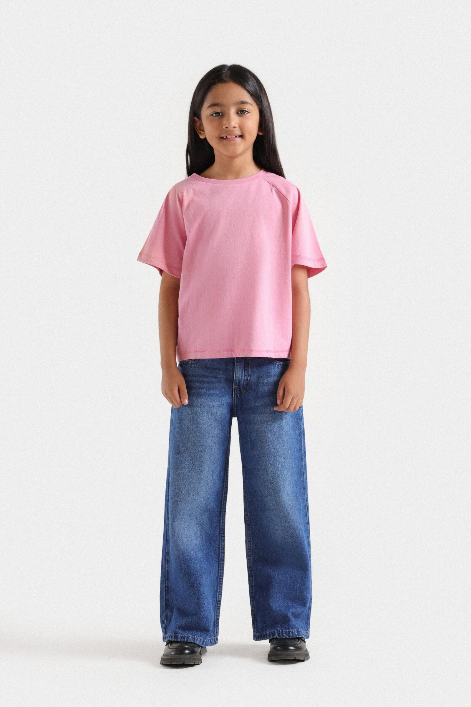 Cropped Basic Raglan T-Shirt - Image 4