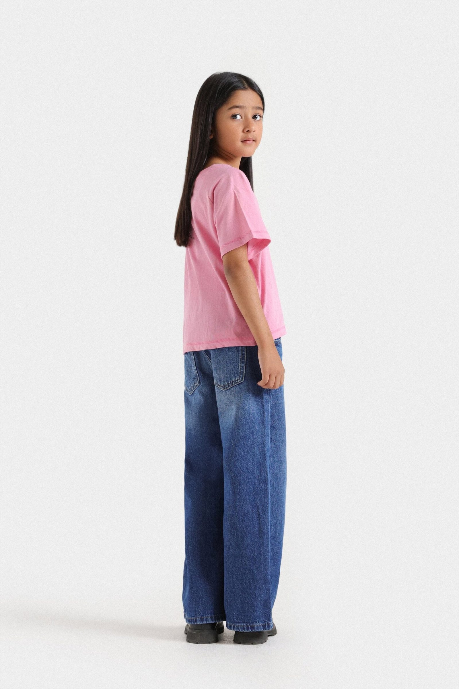 Cropped Basic Raglan T-Shirt - Image 6