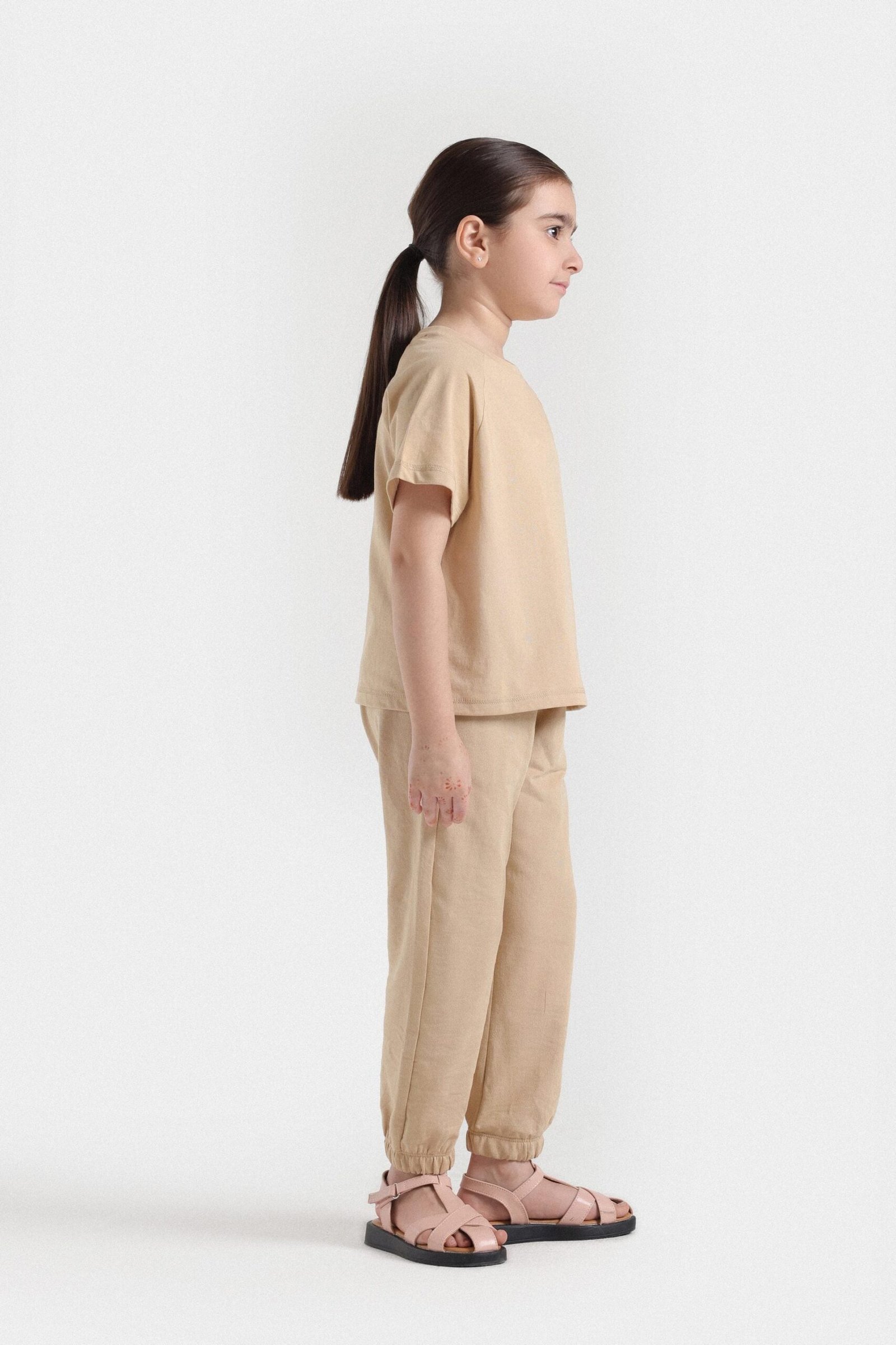 Cropped Basic Raglan T-Shirt - Image 11