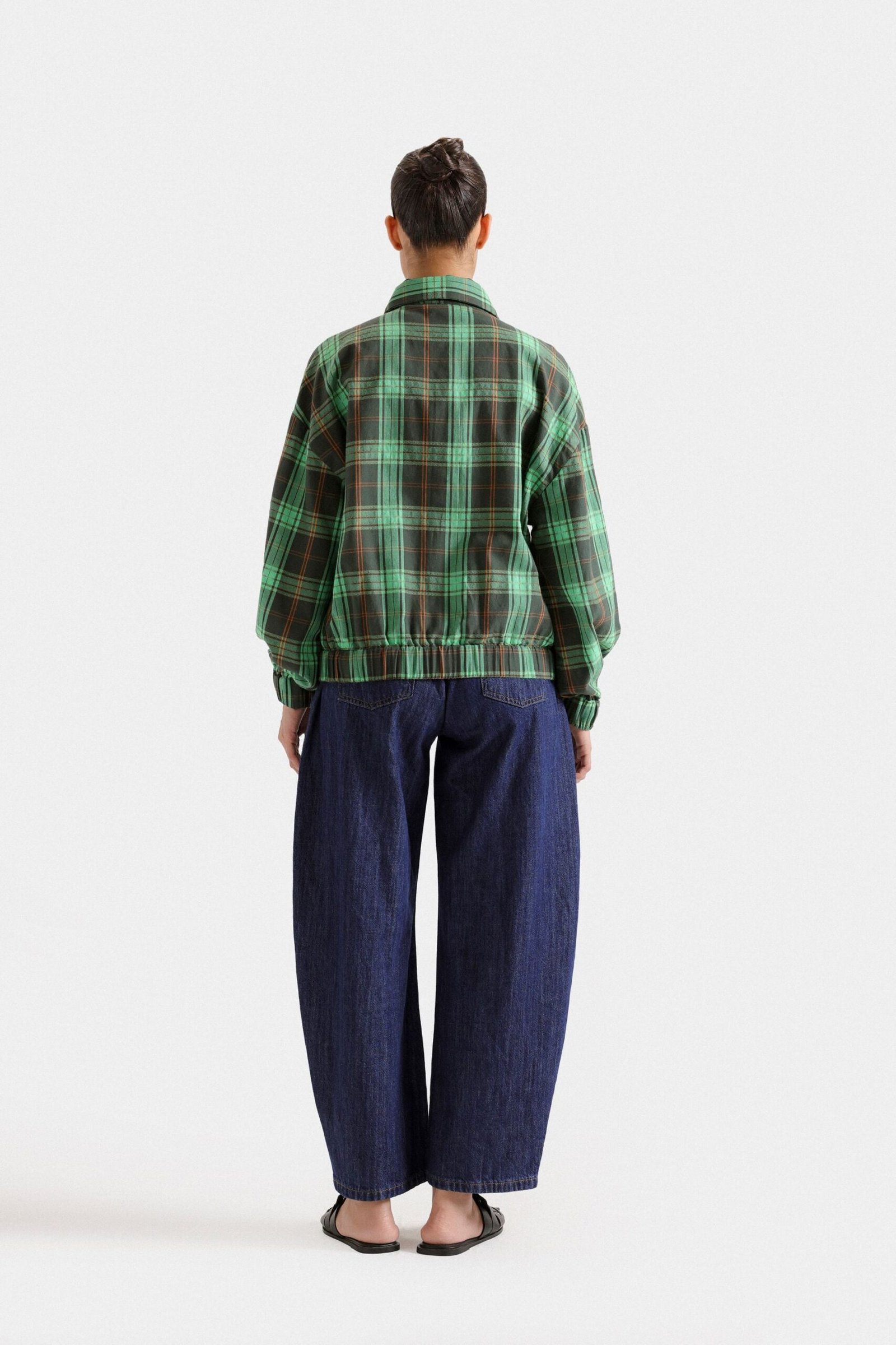 Cropped Checkered Shirt - Image 4