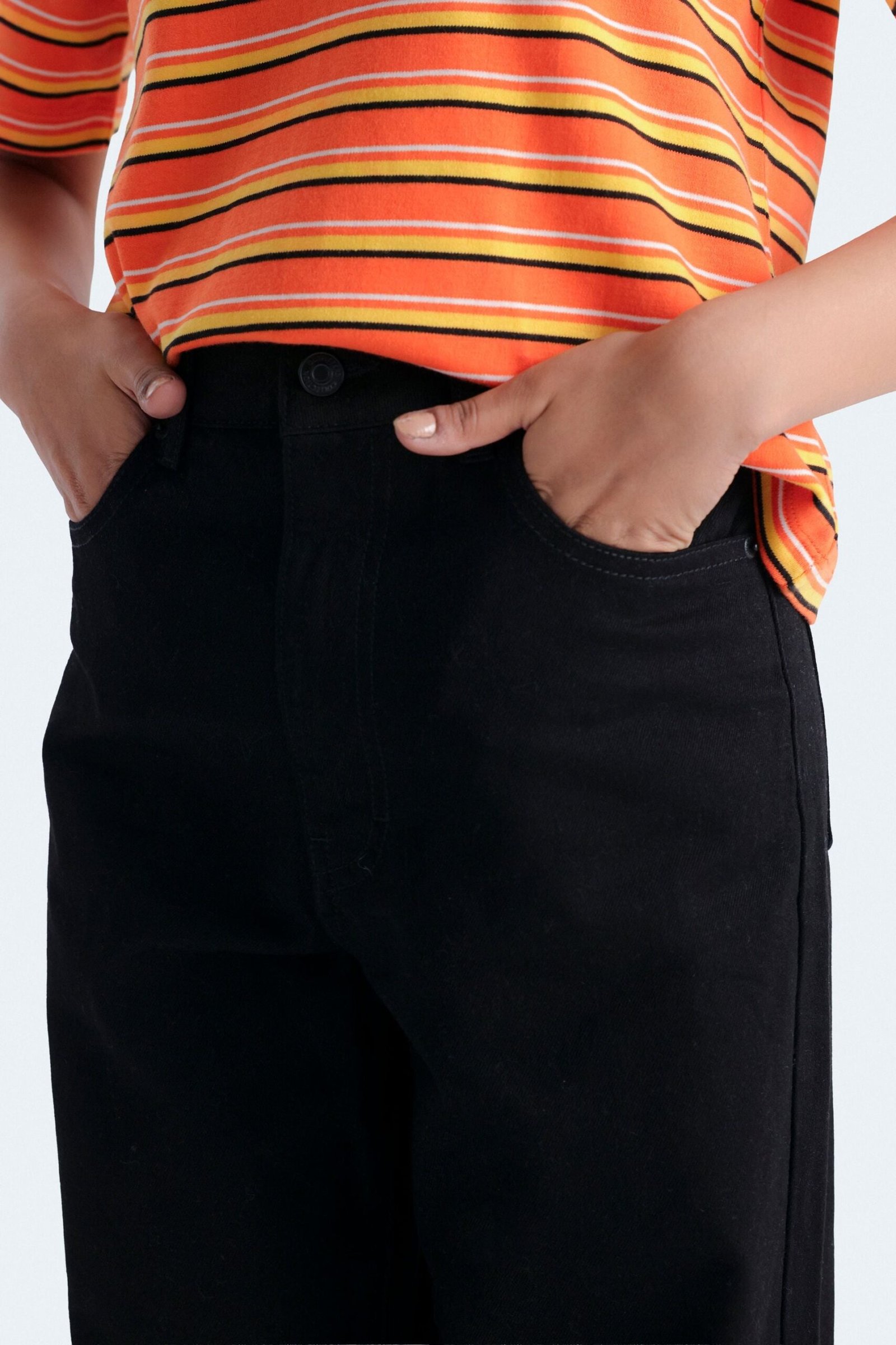 Wide Leg Jeans - Image 2