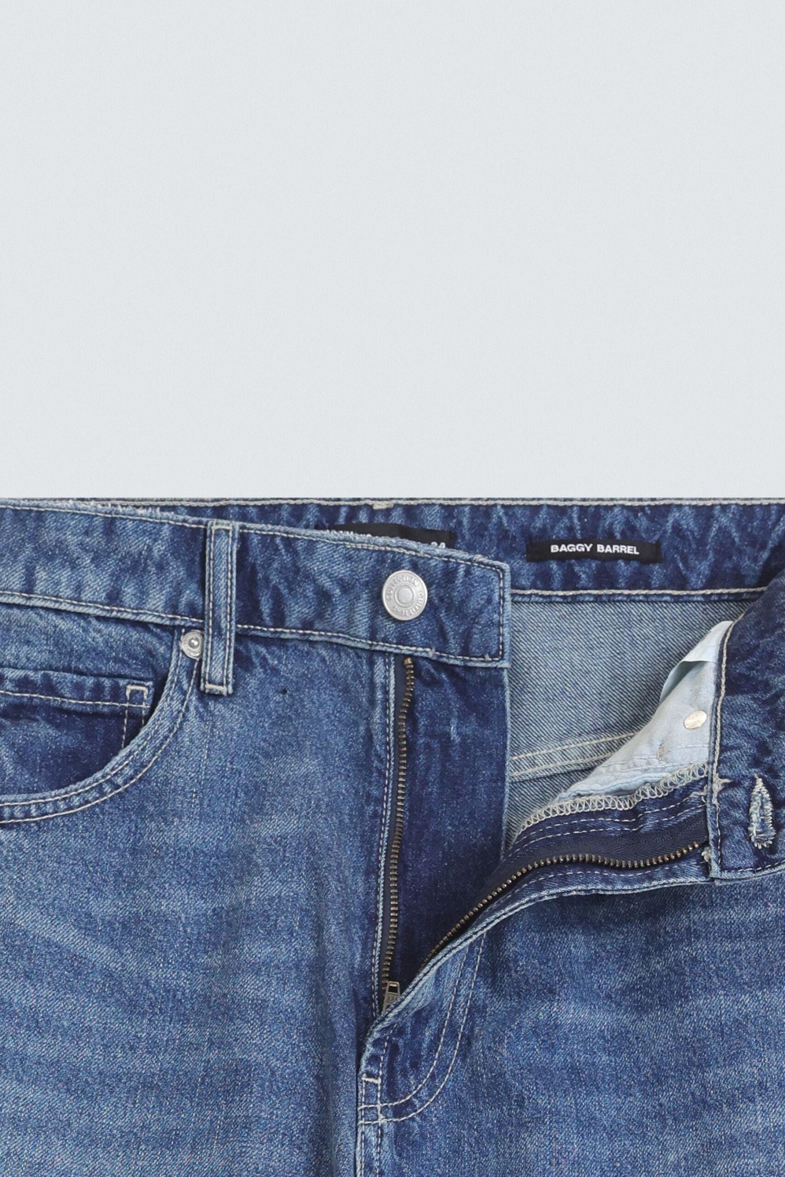 Baggy Barrel Fit Jeans - Image 6