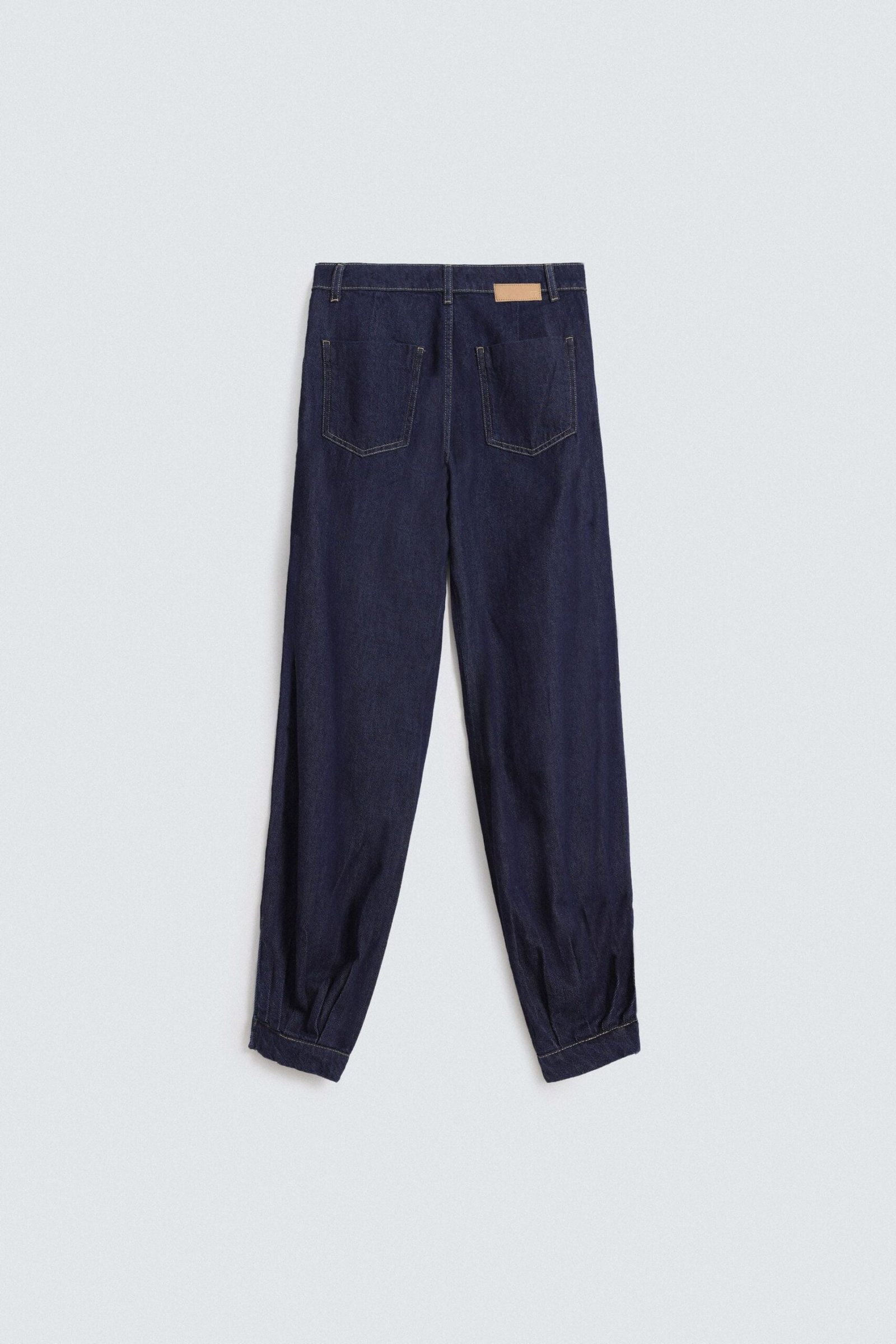 Balloon Fit Jeans - Image 9
