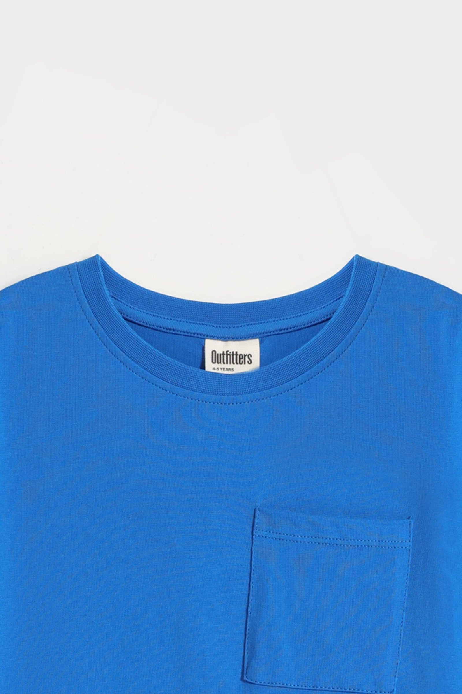 Basic T-Shirt With Patch Pocket - Image 8