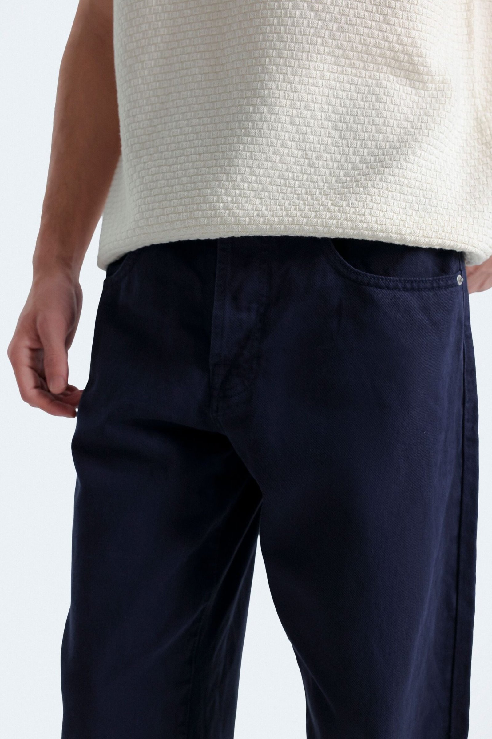 Relaxed Fit Jeans - Image 10