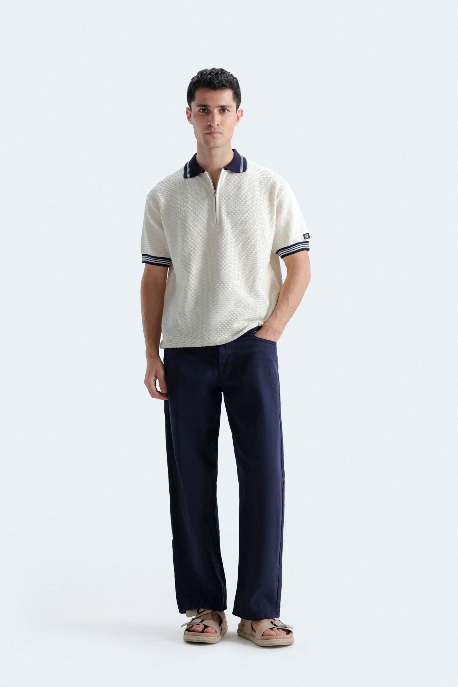 Relaxed Fit Jeans - Image 9