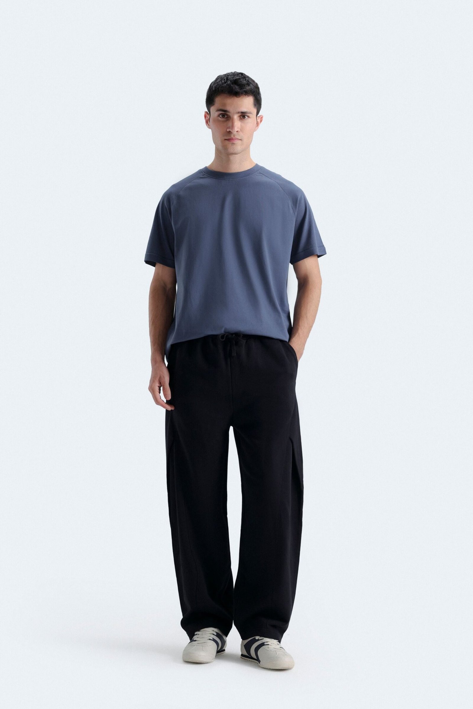 Balloon Fit Trousers With Pleat Detail