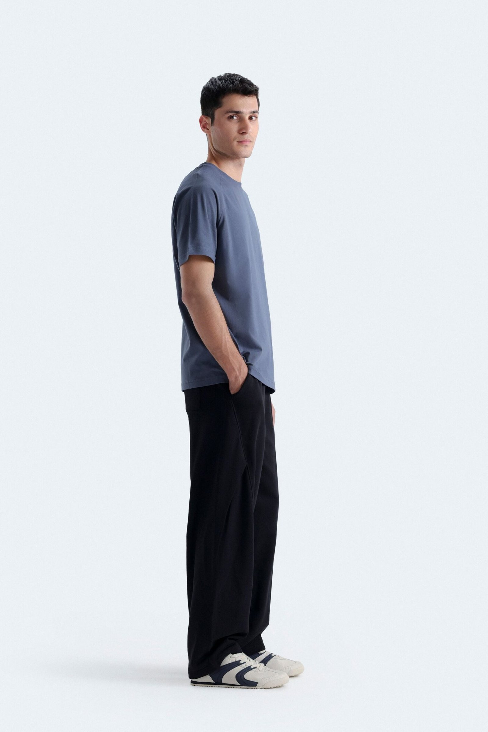Balloon Fit Trousers With Pleat Detail - Image 3