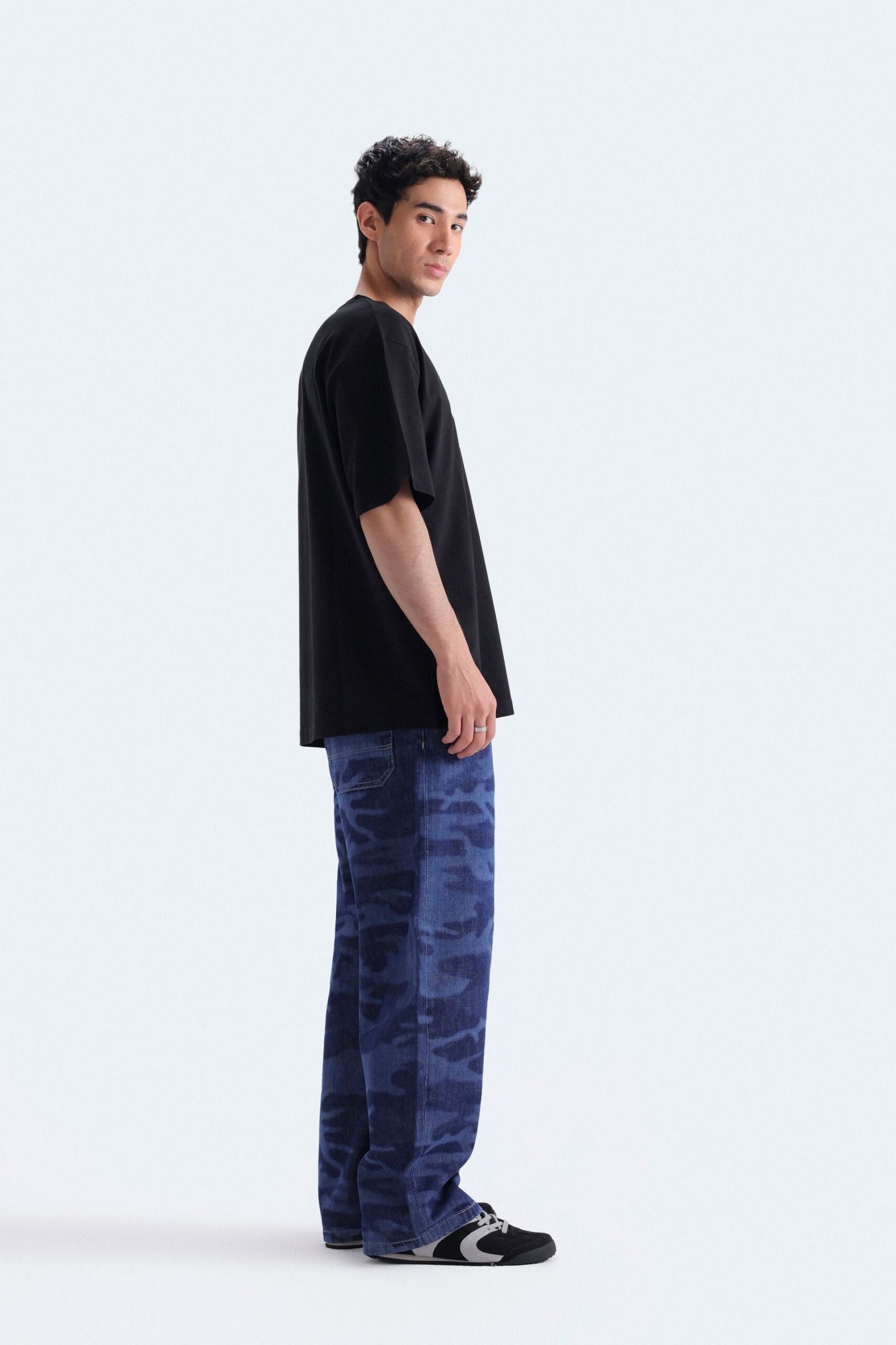 Skater Fit Jeans With Laser Print - Image 3