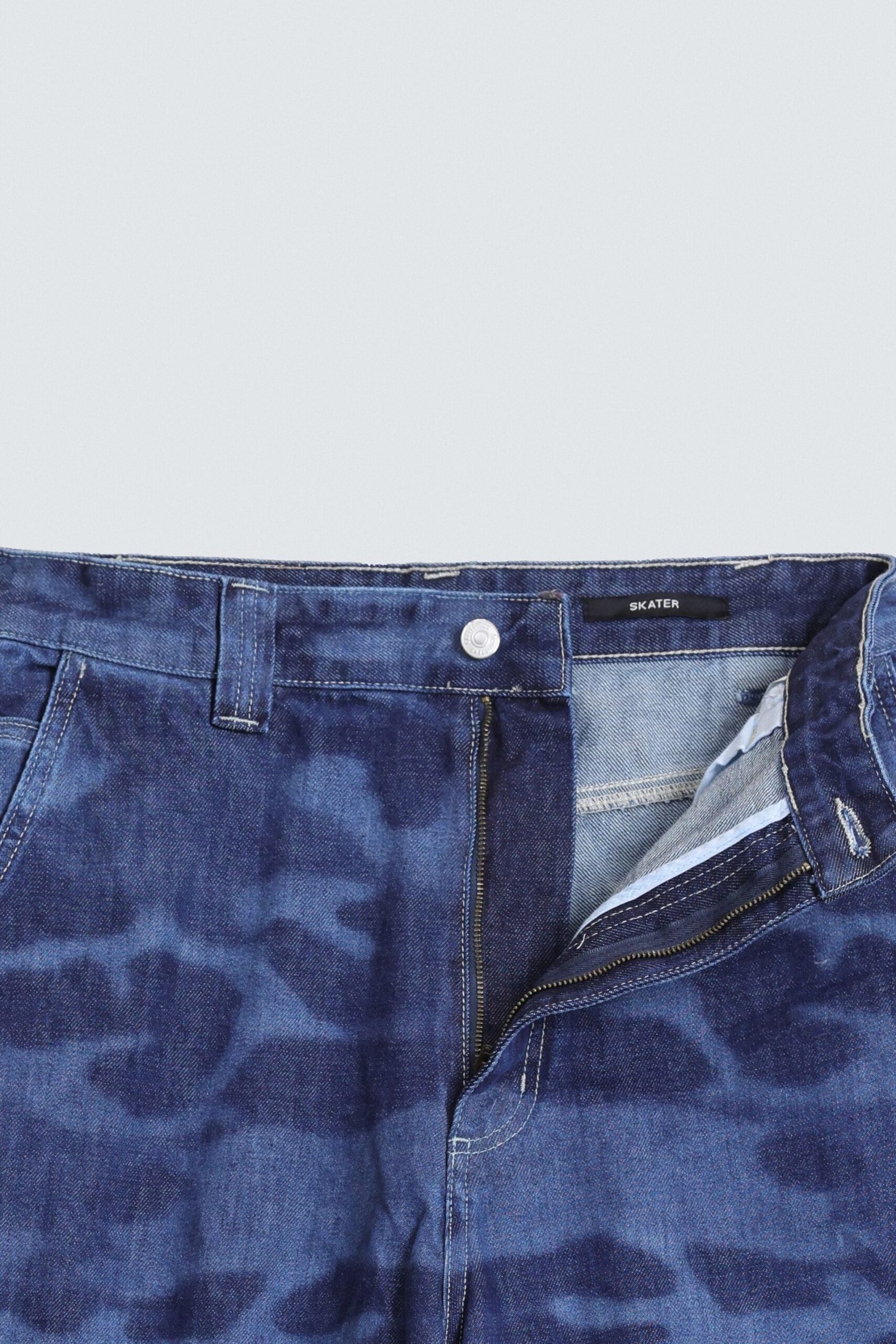 Skater Fit Jeans With Laser Print - Image 7