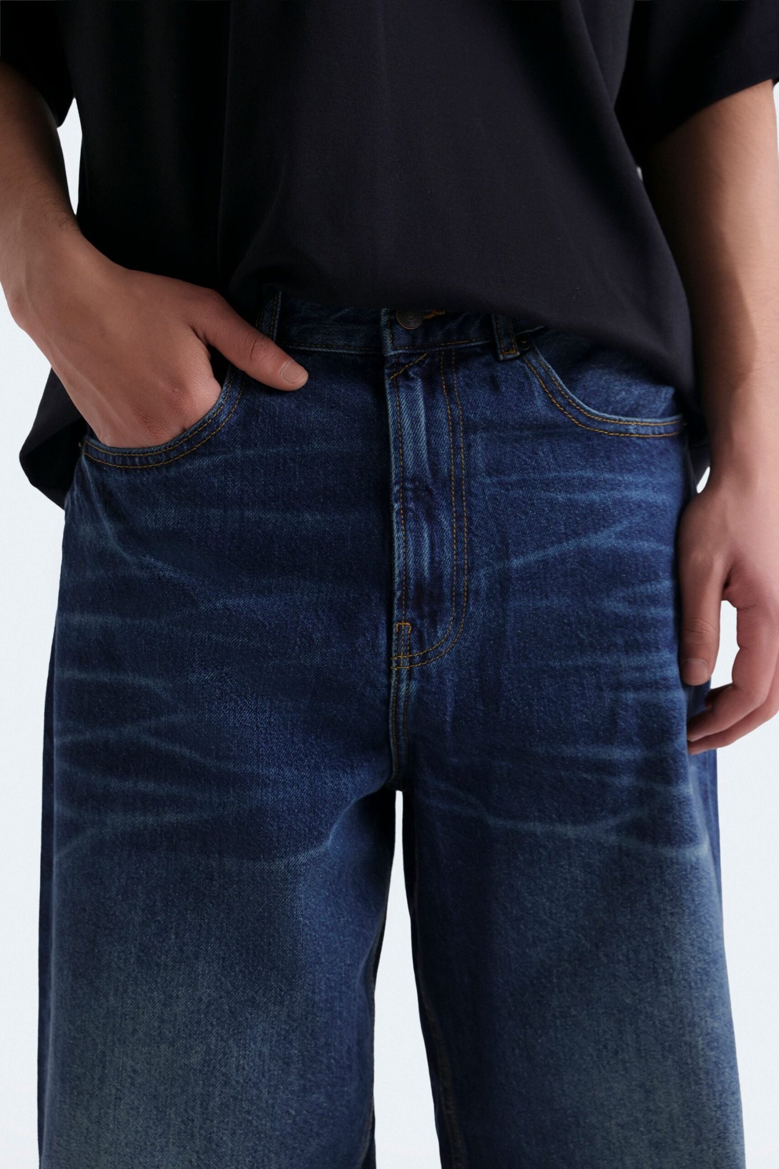 Baggy Fit Jeans - Image 2