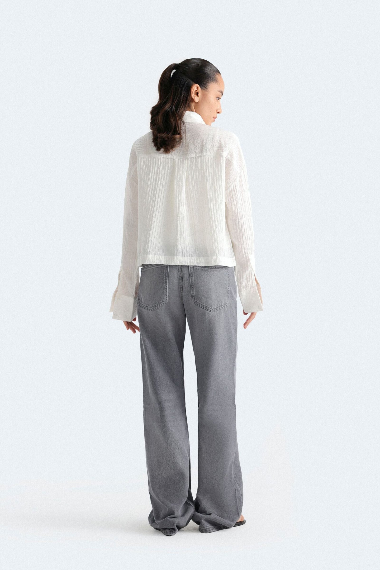 Super Cropped Textured Shirt - Image 4