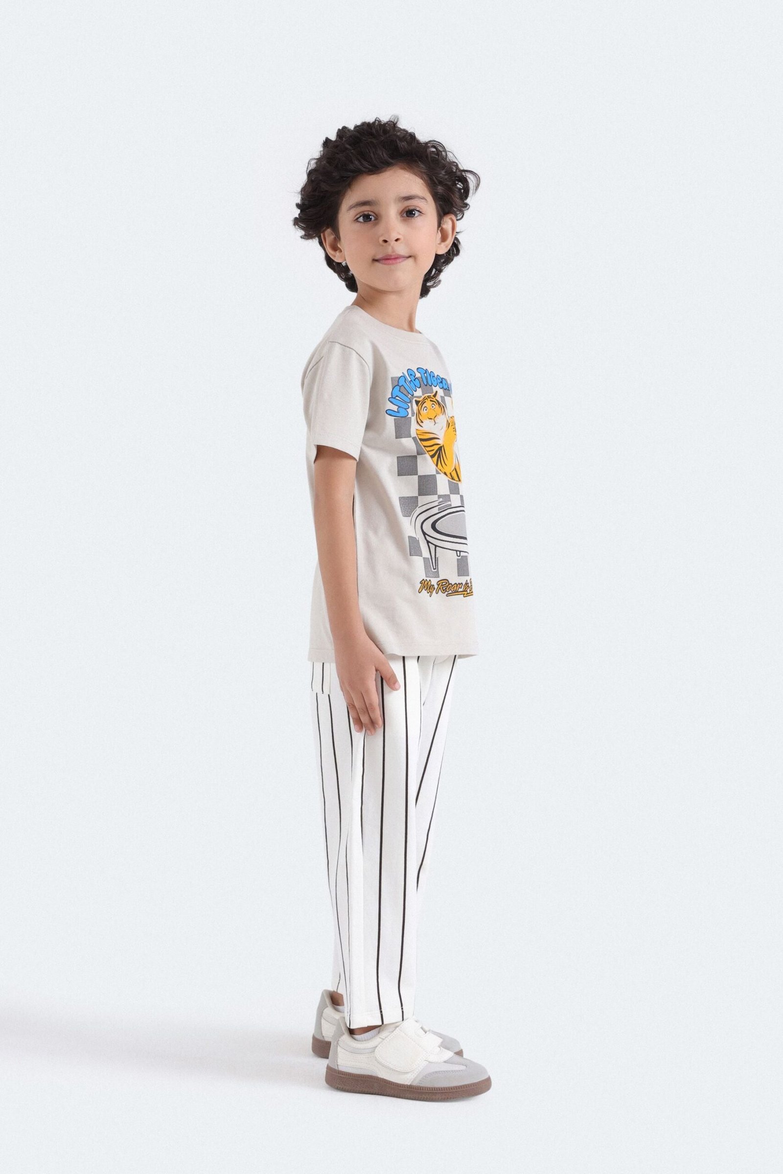 Graphic T-Shirt - Image 5