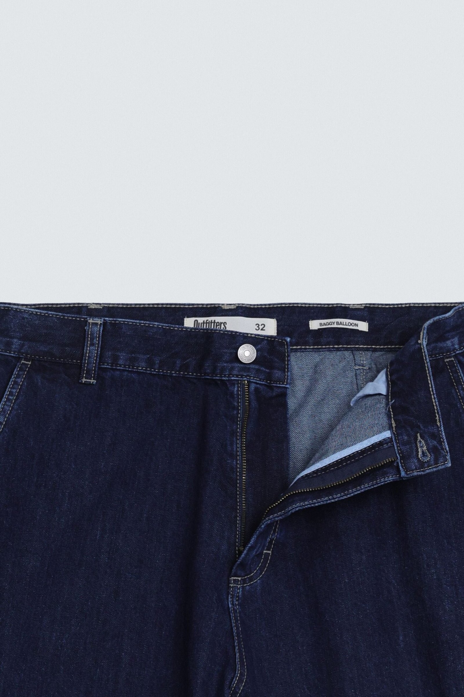 Baggy Balloon Fit Jeans - Image 7