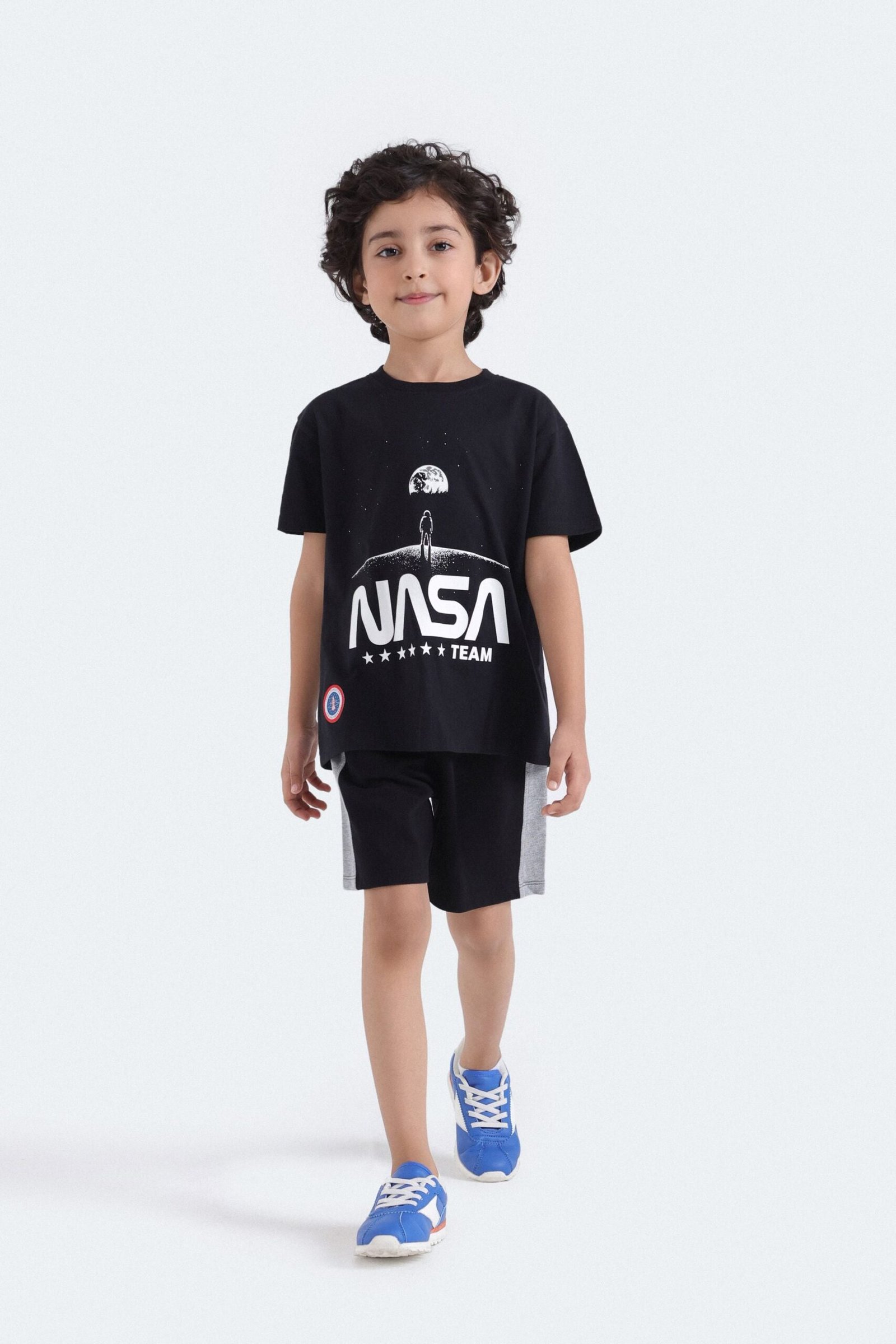 Space Graphic T-Shirt - Image 4